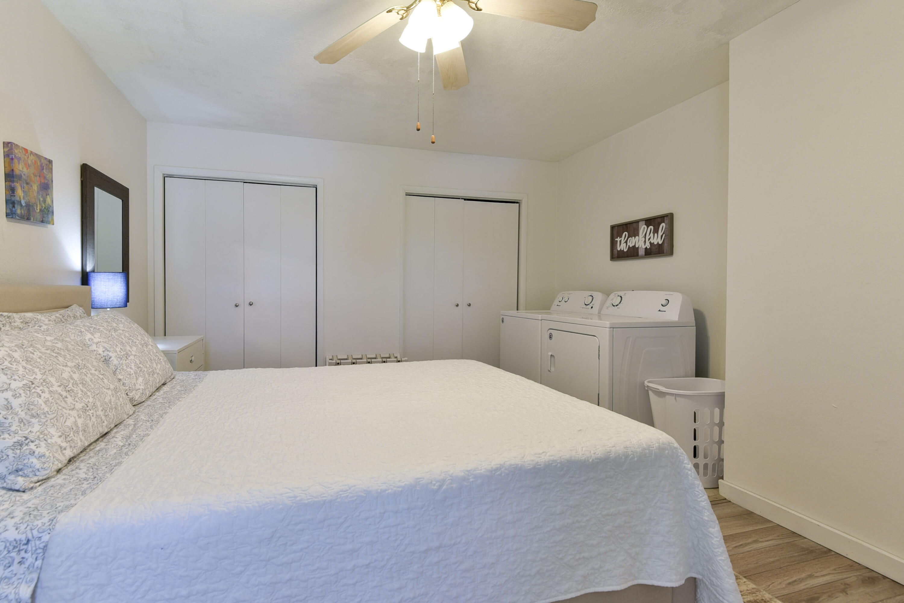 22016 Waters Edge Drive Property Photo 54