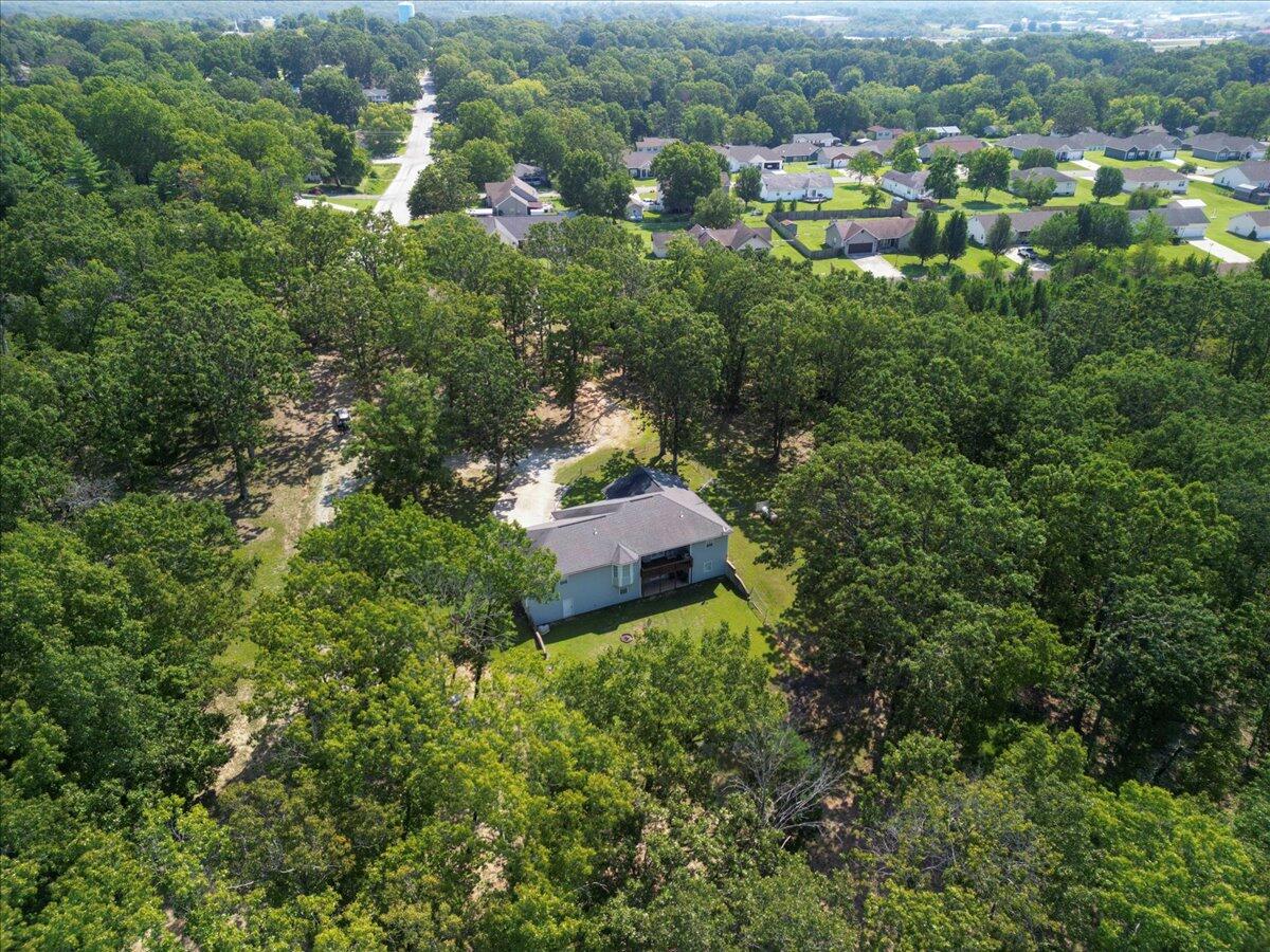 2691 Rhonda Drive Property Photo 3