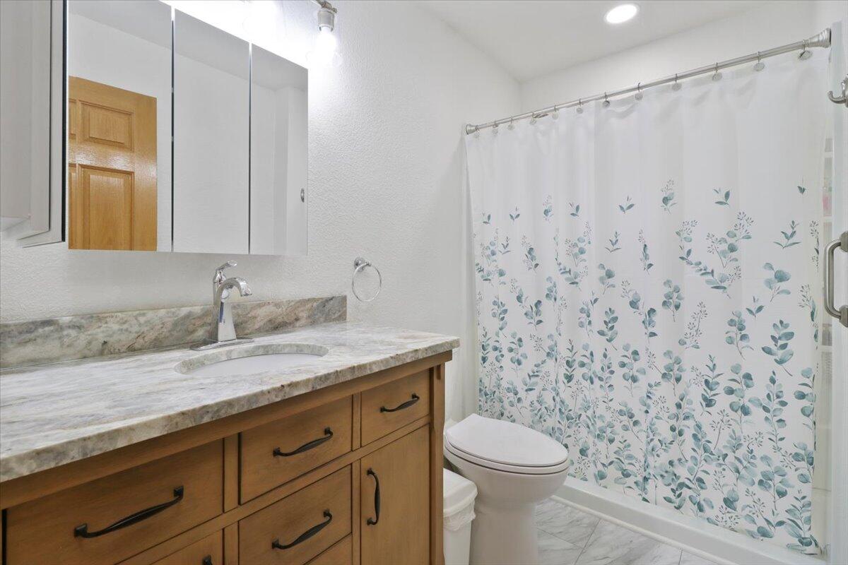 2691 Rhonda Drive Property Photo 18