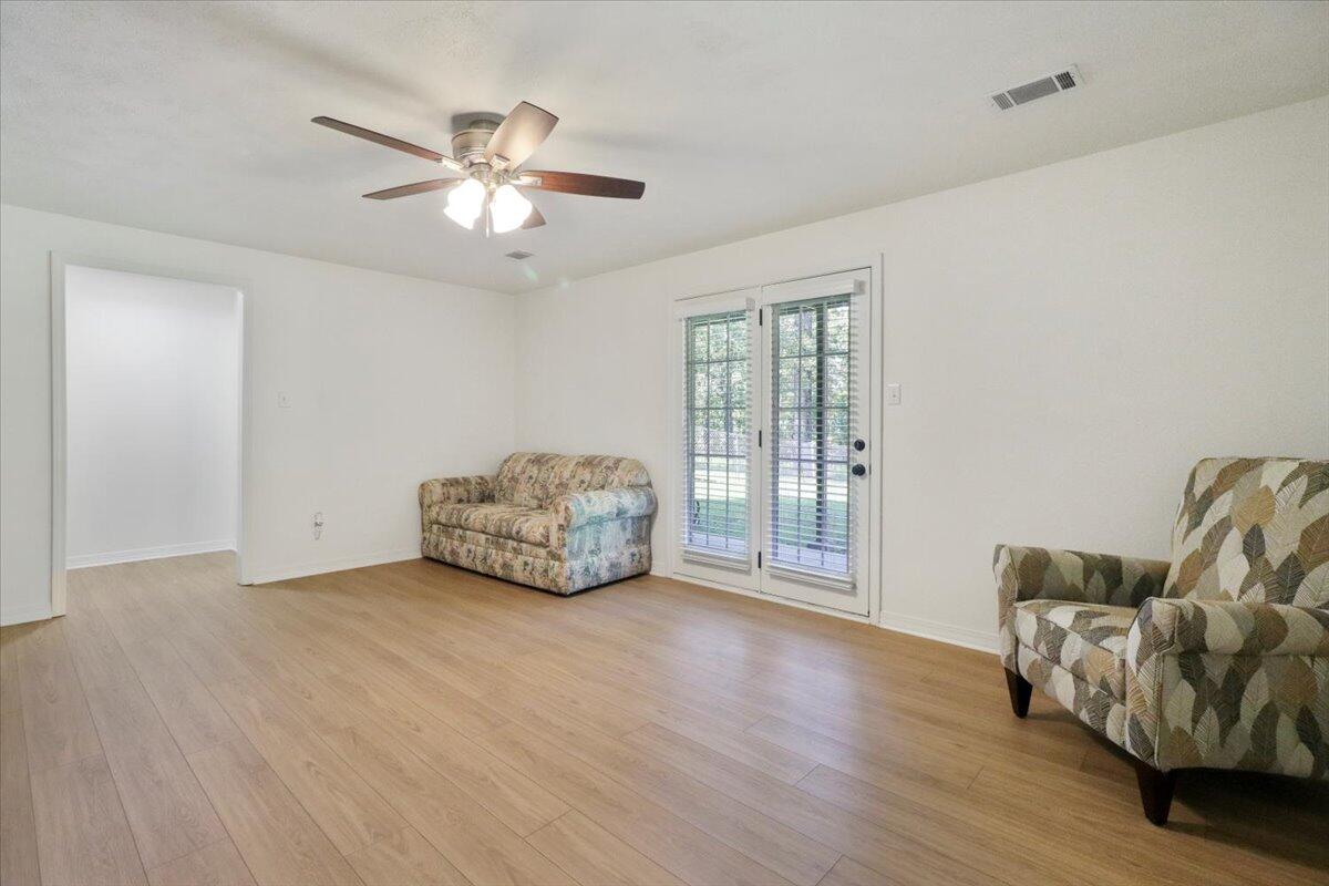 2691 Rhonda Drive Property Photo 23