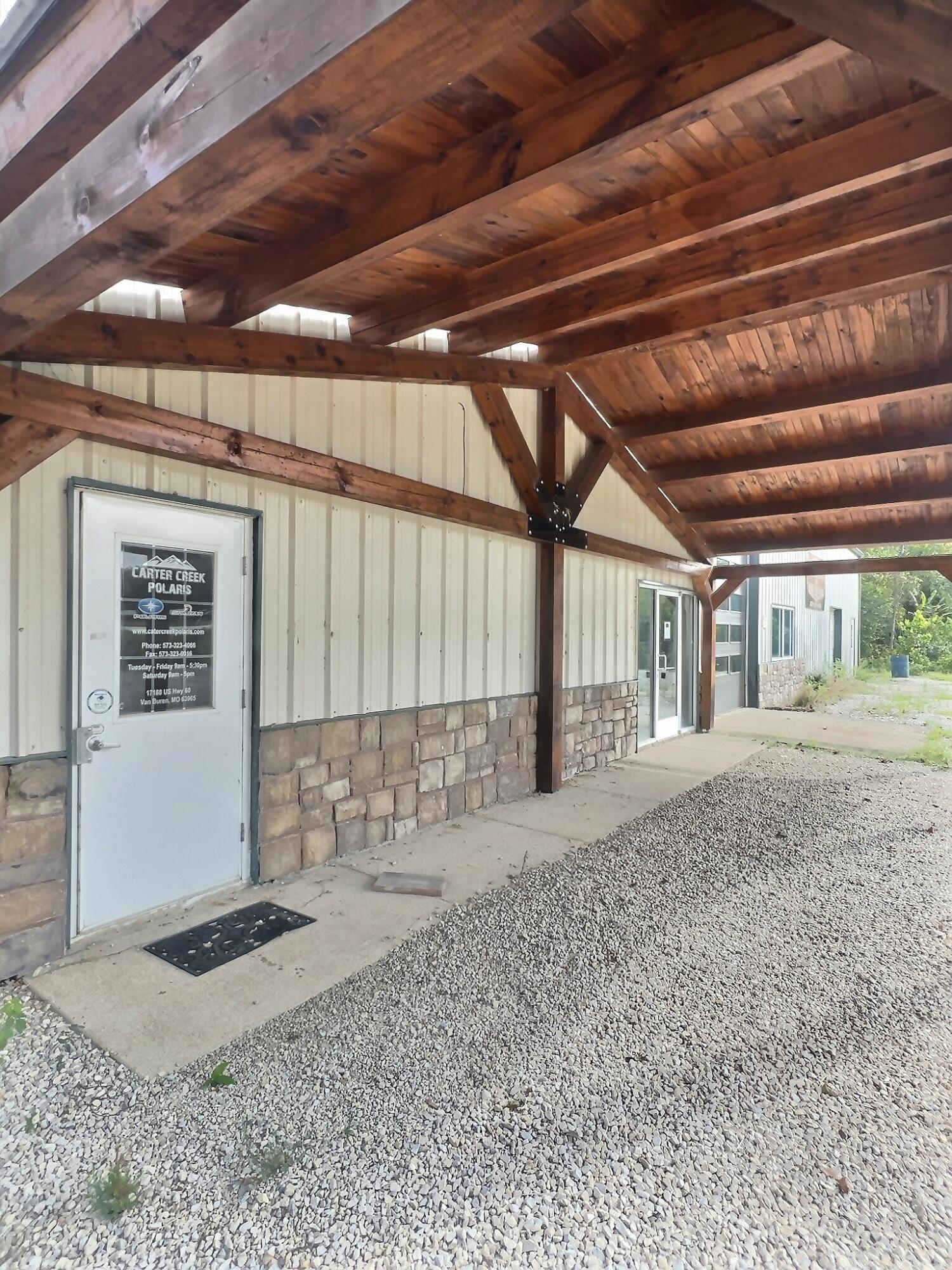 17188 Us Highway 60 Property Photo 6