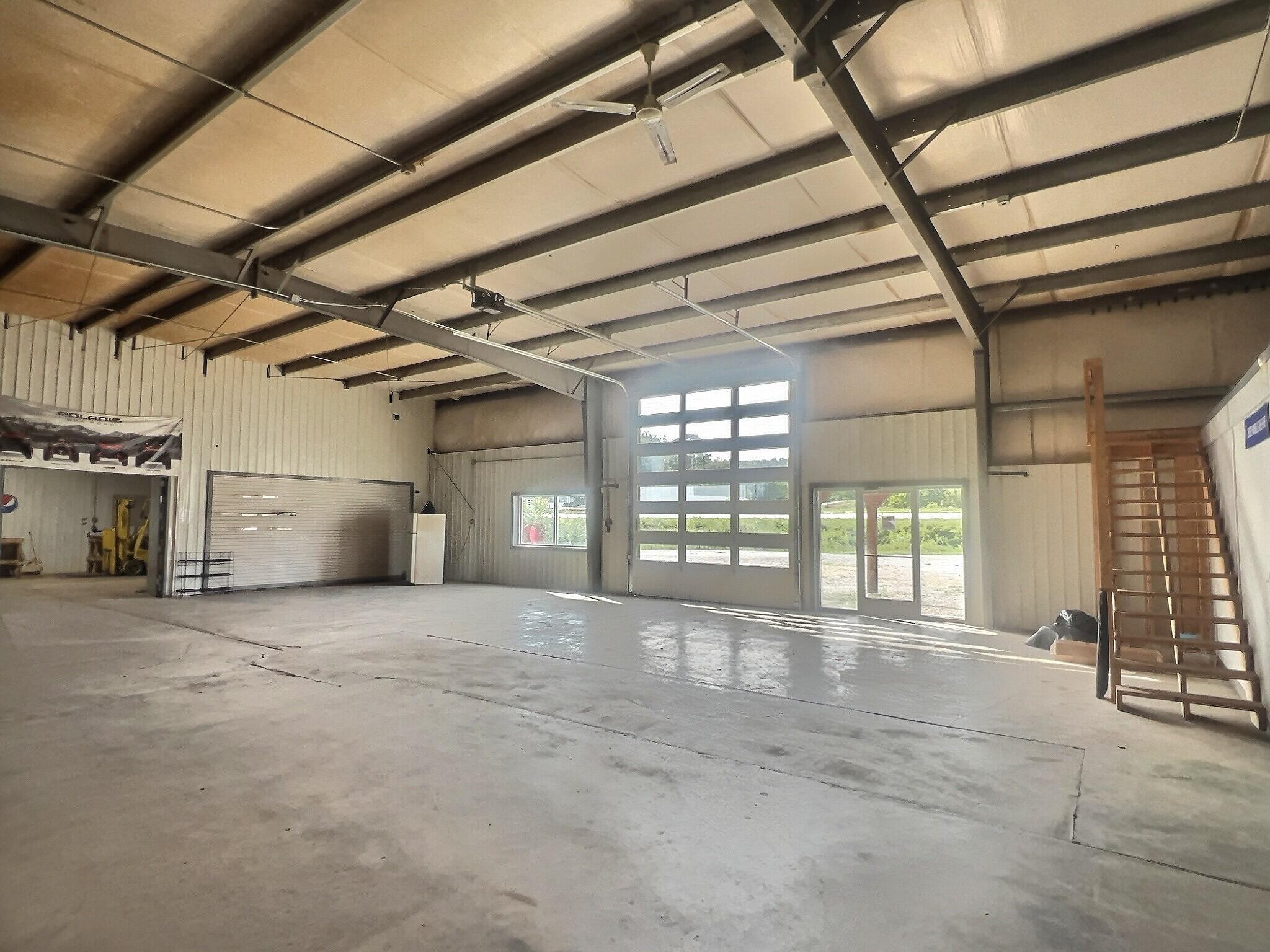 17188 Us Highway 60 Property Photo 7
