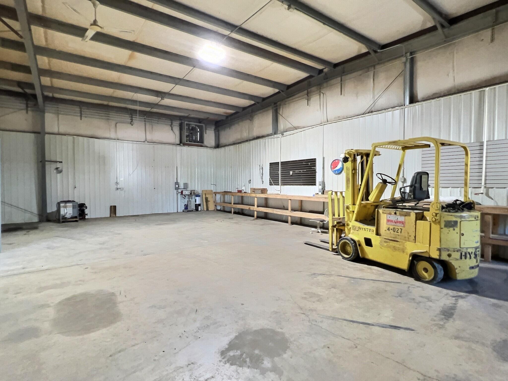 17188 Us Highway 60 Property Photo 12