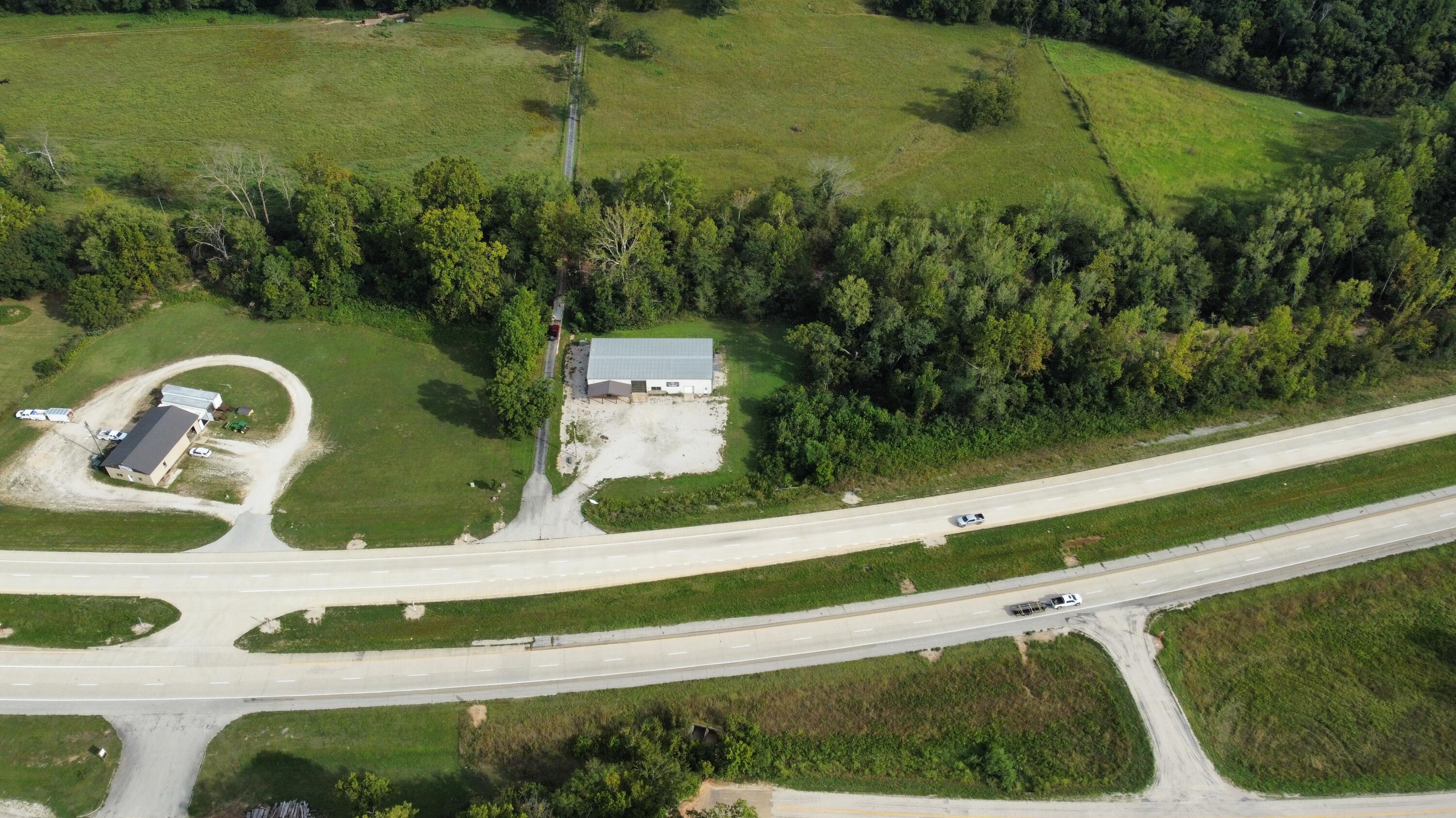 17188 Us Highway 60 Property Photo 16