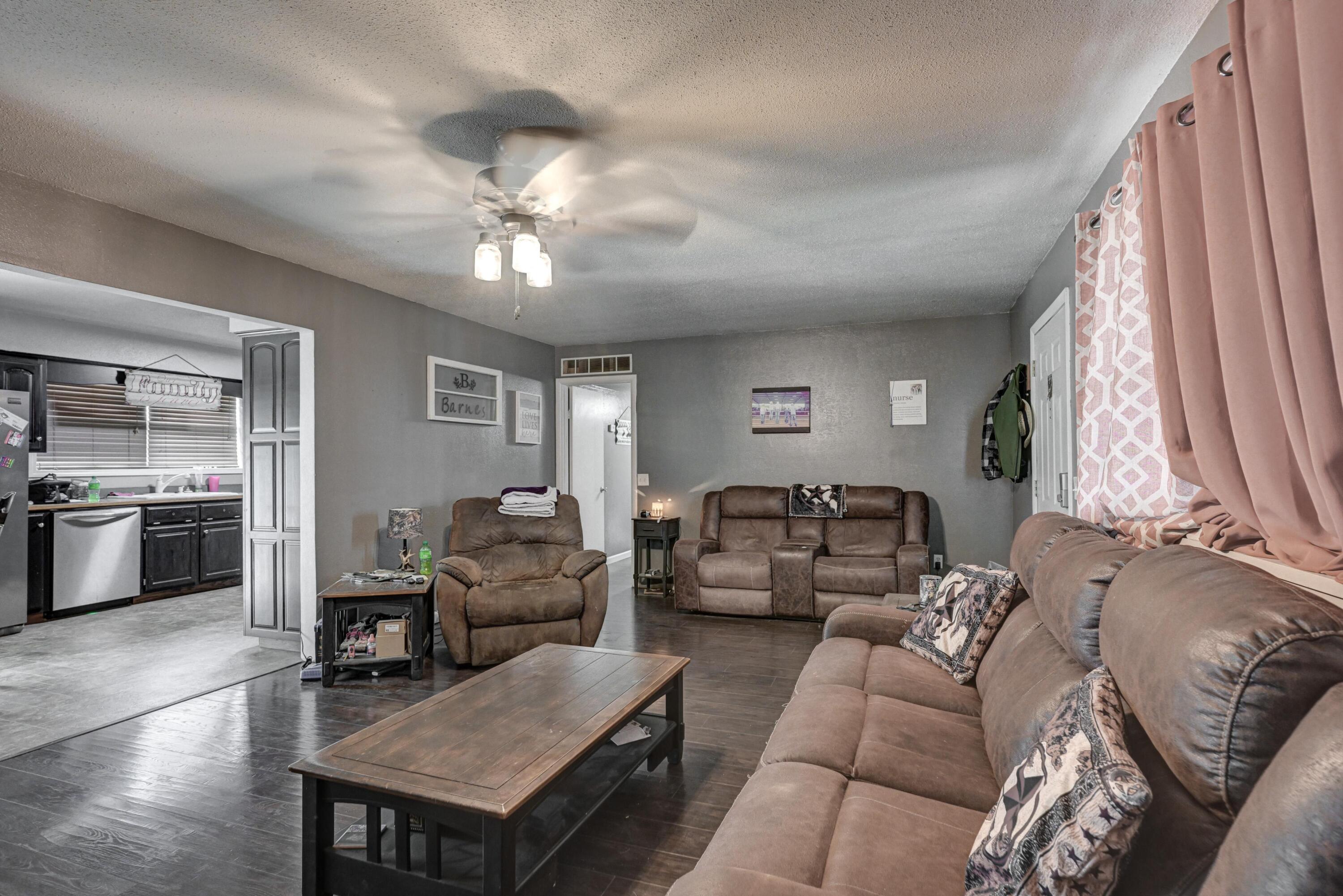 13691 Palm Road Property Photo 5