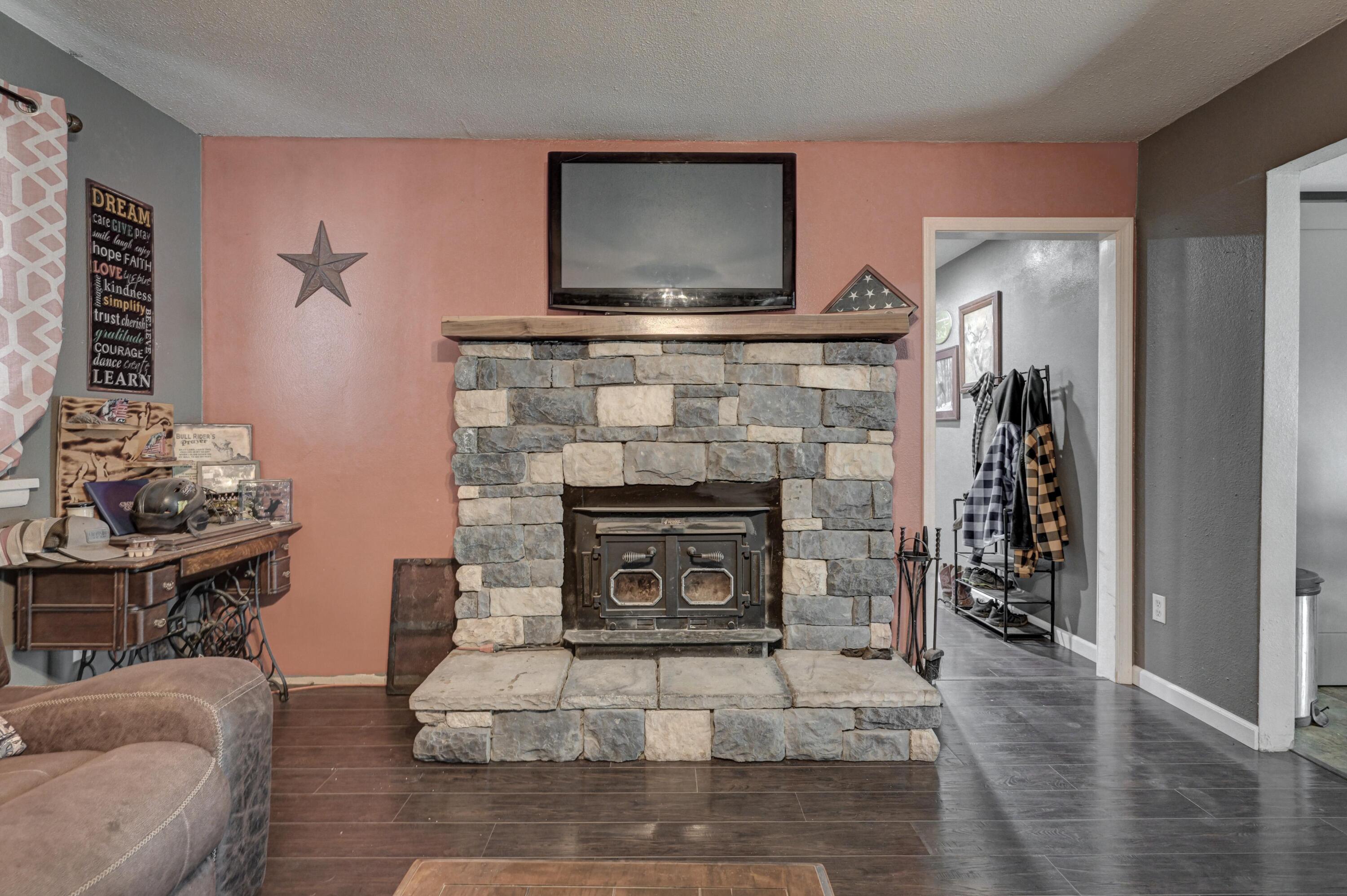 13691 Palm Road Property Photo 7