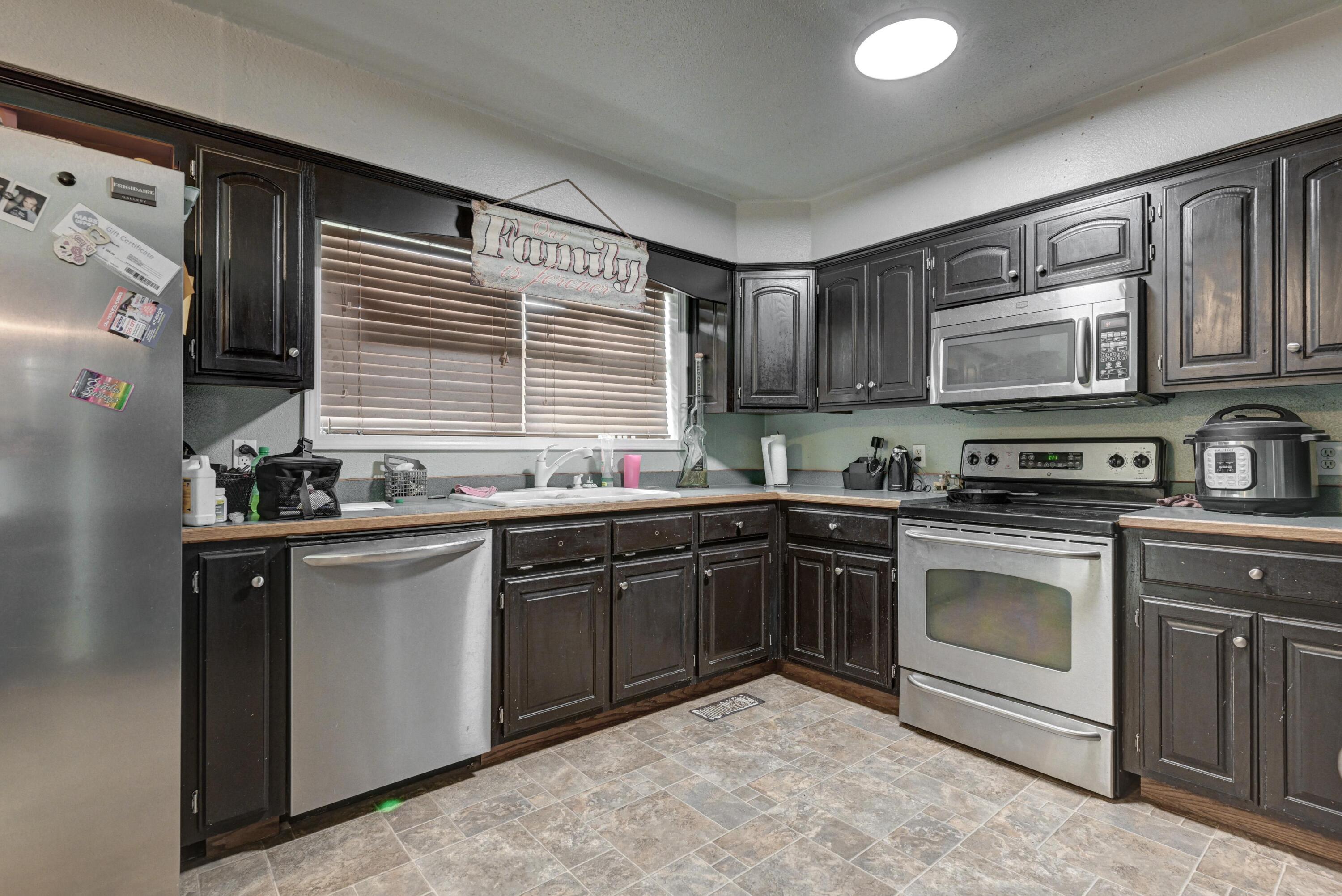 13691 Palm Road Property Photo 11