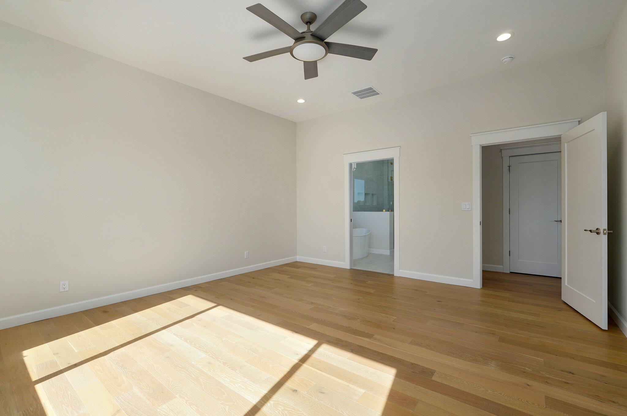 3940 East Ridgeview Street Property Photo 25