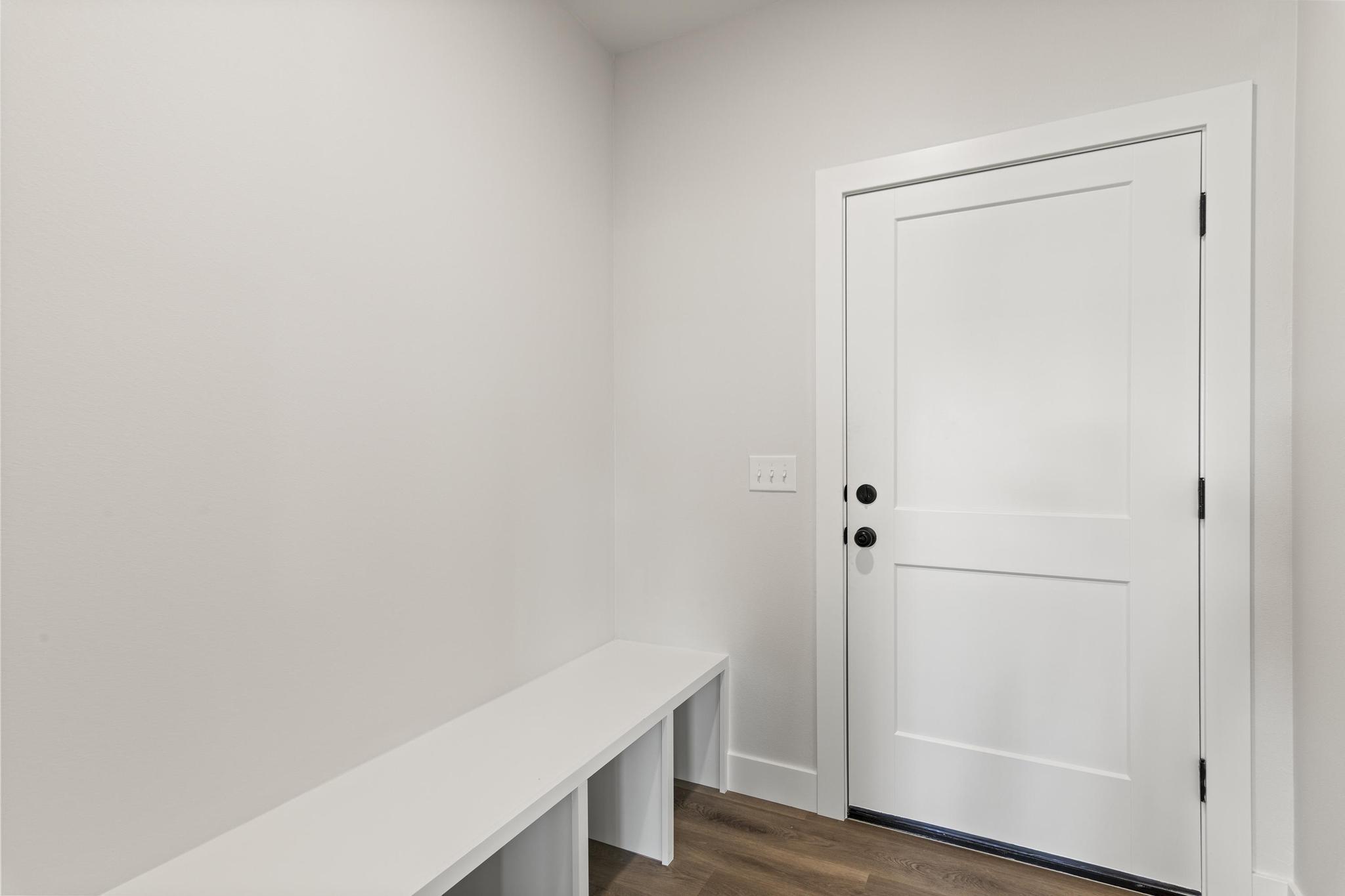 2208 West Mason Place Property Photo 12