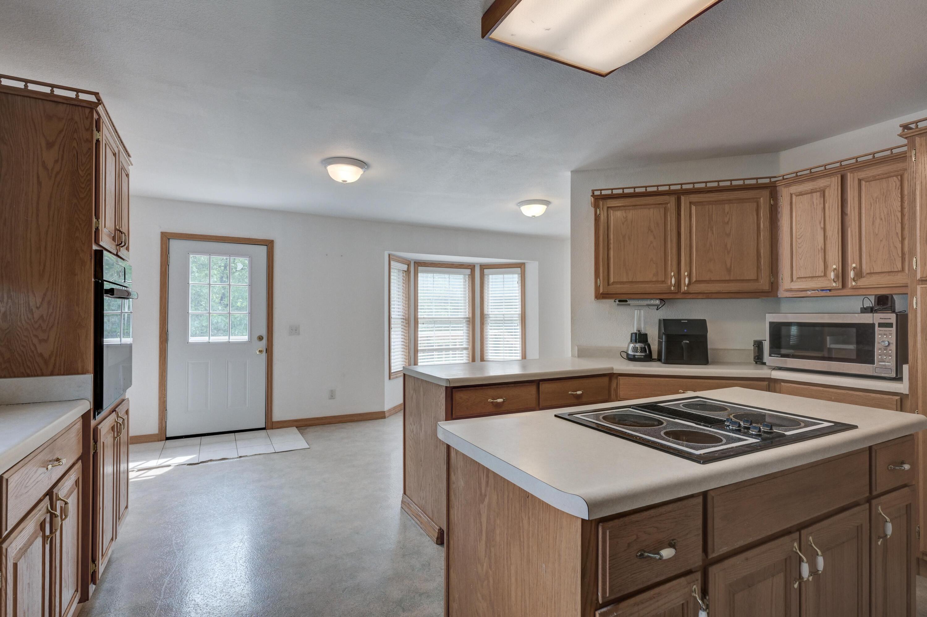 14205 Goldfinch Road Property Photo 21