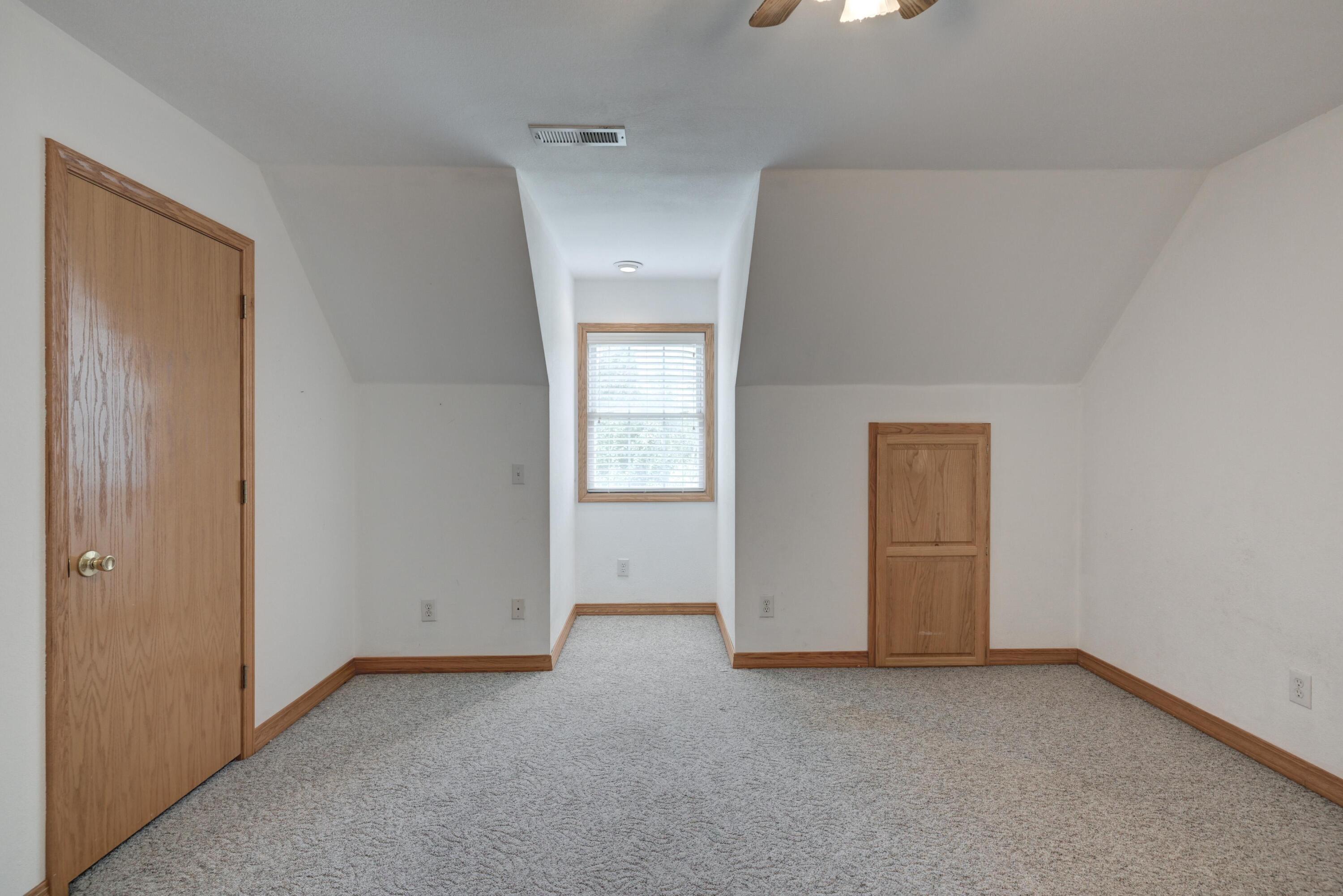14205 Goldfinch Road Property Photo 46