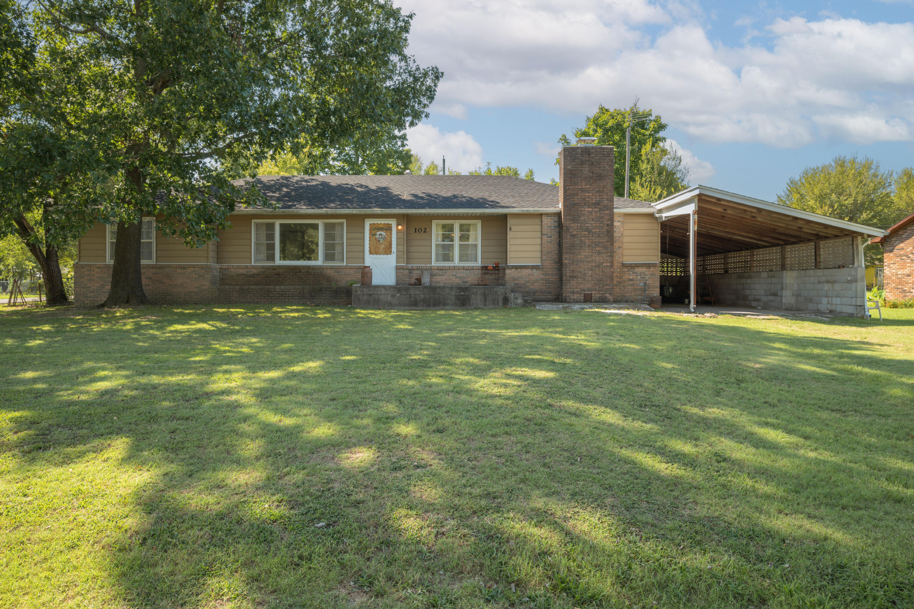 102 West Garner Street Property Photo 1