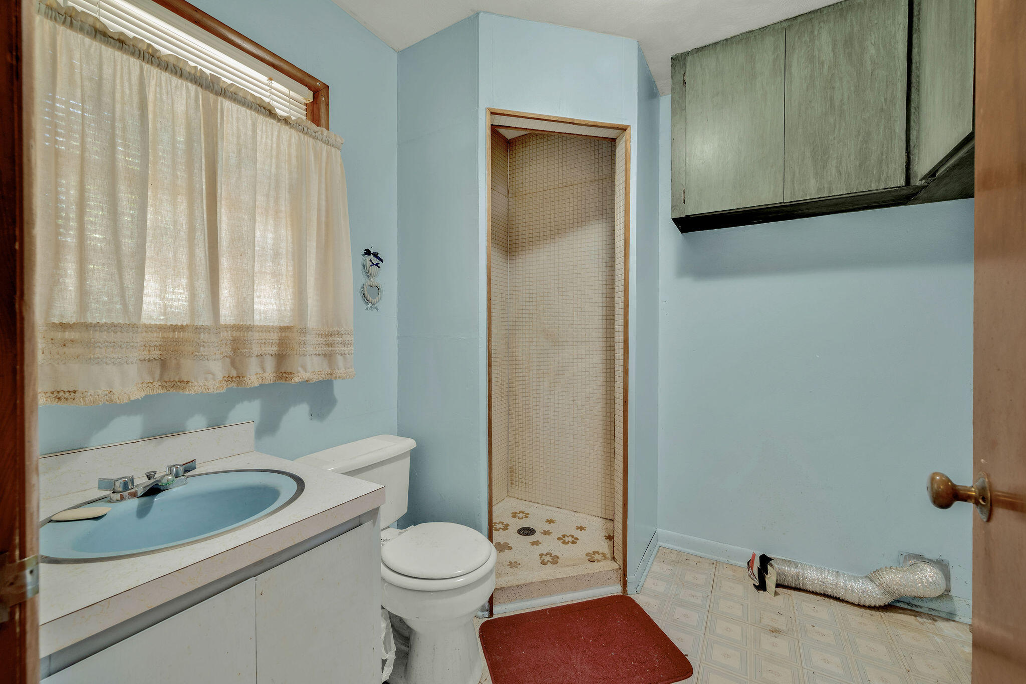 102 West Garner Street Property Photo 32