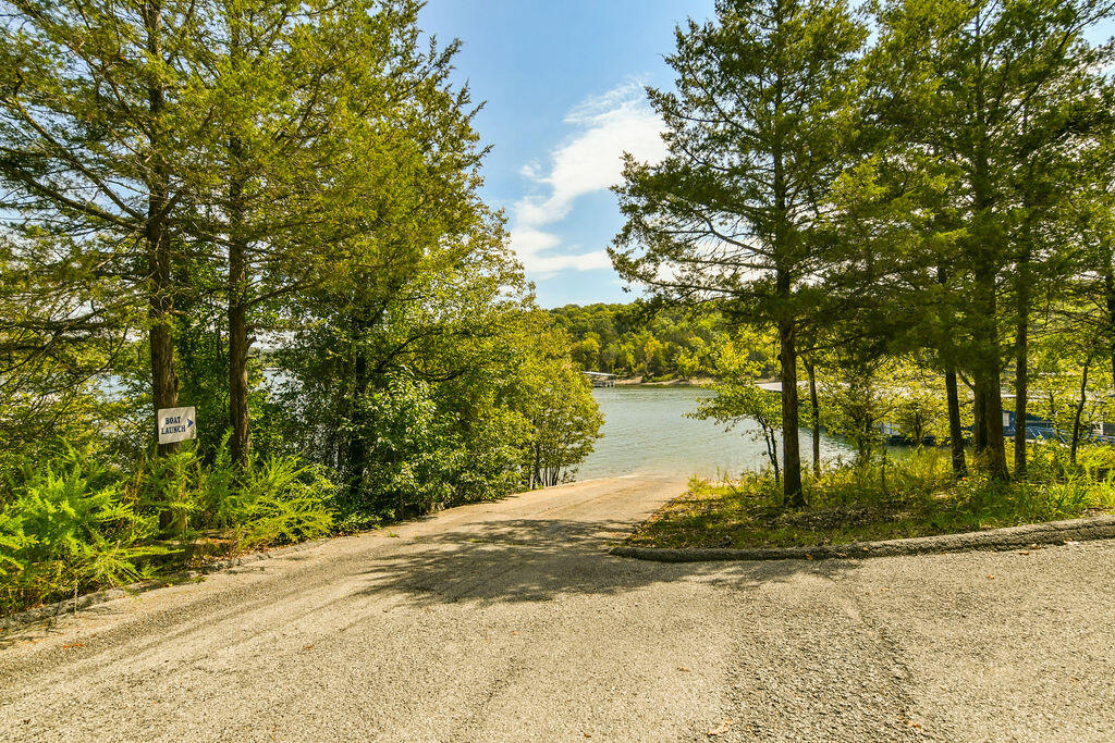 1007 Rocky Shore Terrace Property Photo 26
