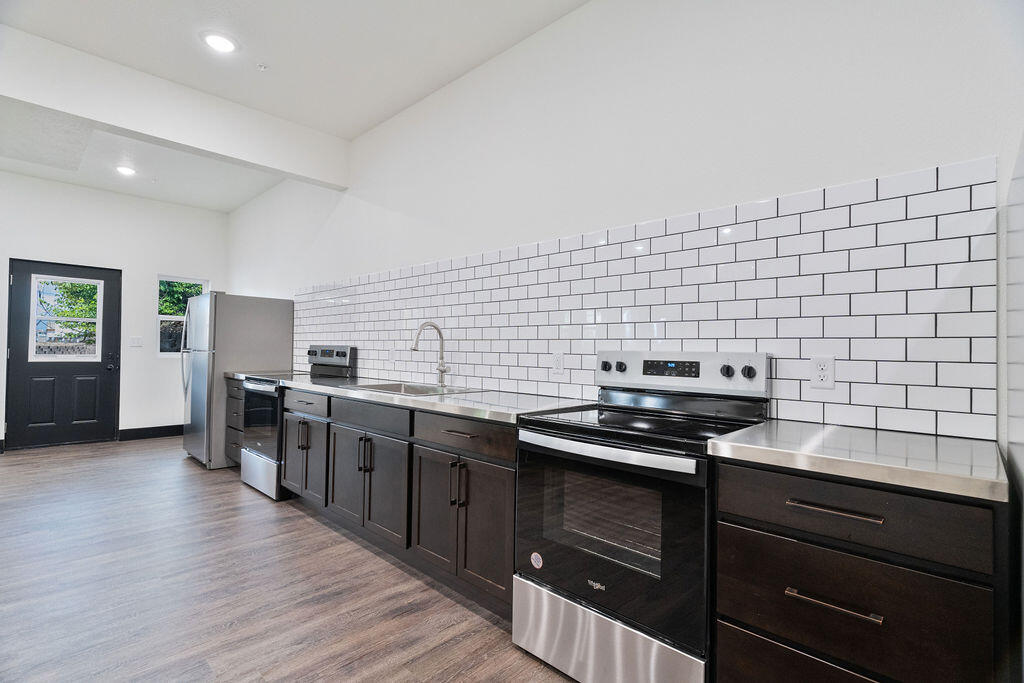 14788 Business 13 Property Photo 7