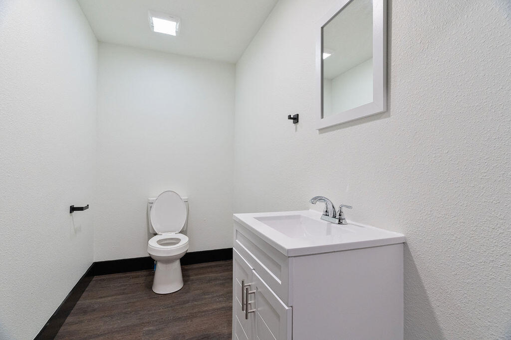 14788 Business 13 Property Photo 20
