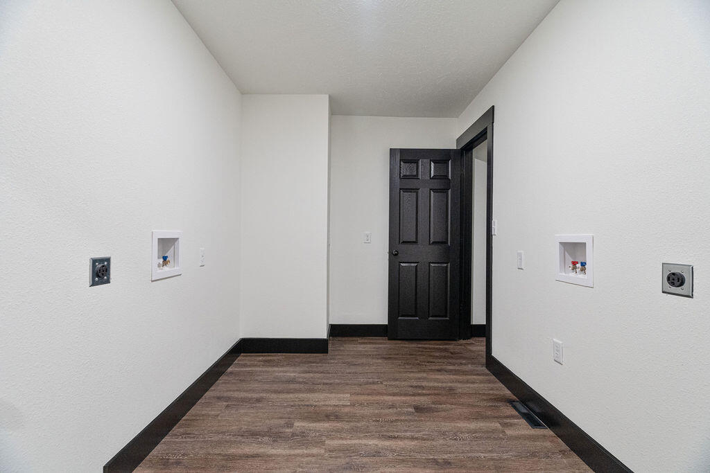 14788 Business 13 Property Photo 21