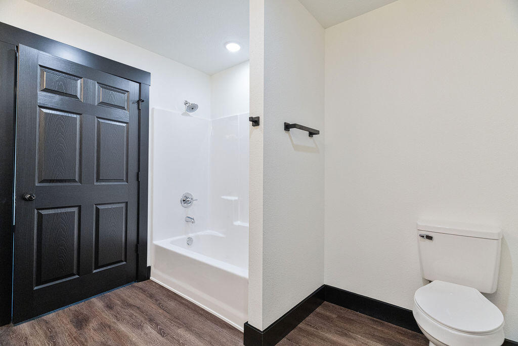 14788 Business 13 Property Photo 29