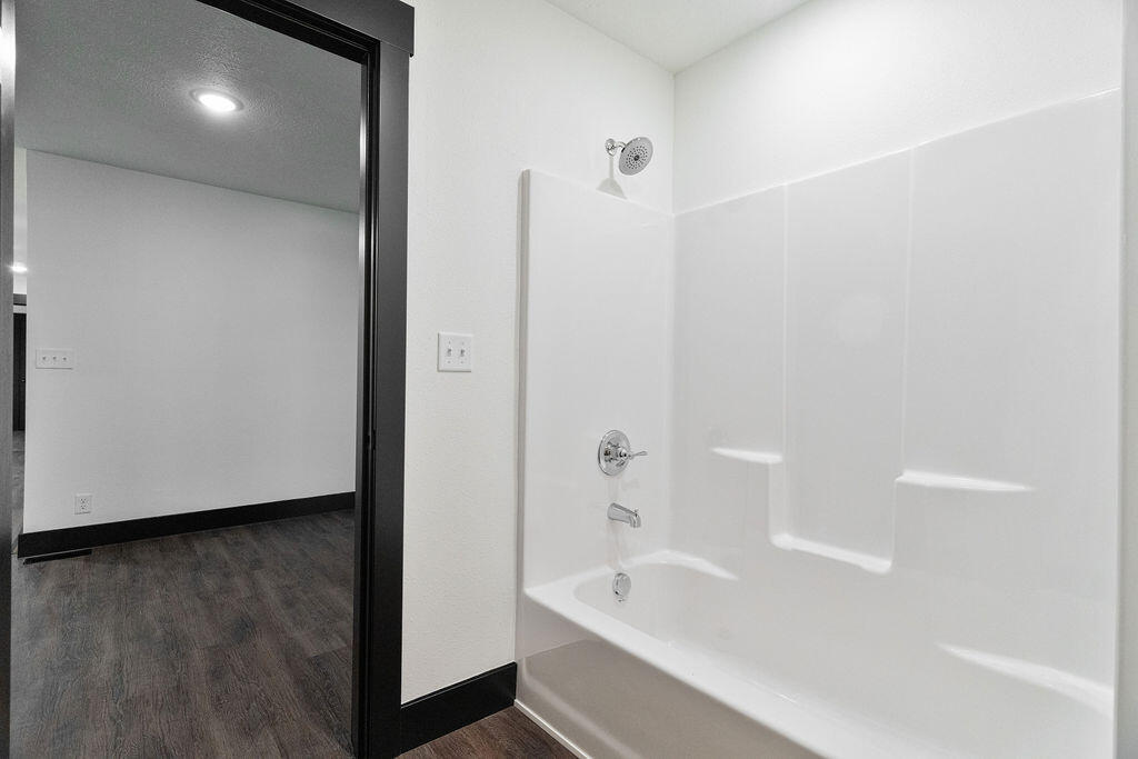 14788 Business 13 Property Photo 33