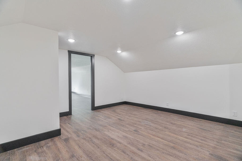 14788 Business 13 Property Photo 41