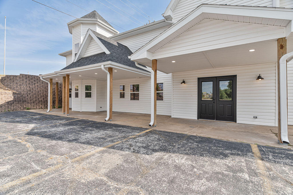 14788 Business 13 Property Photo 50