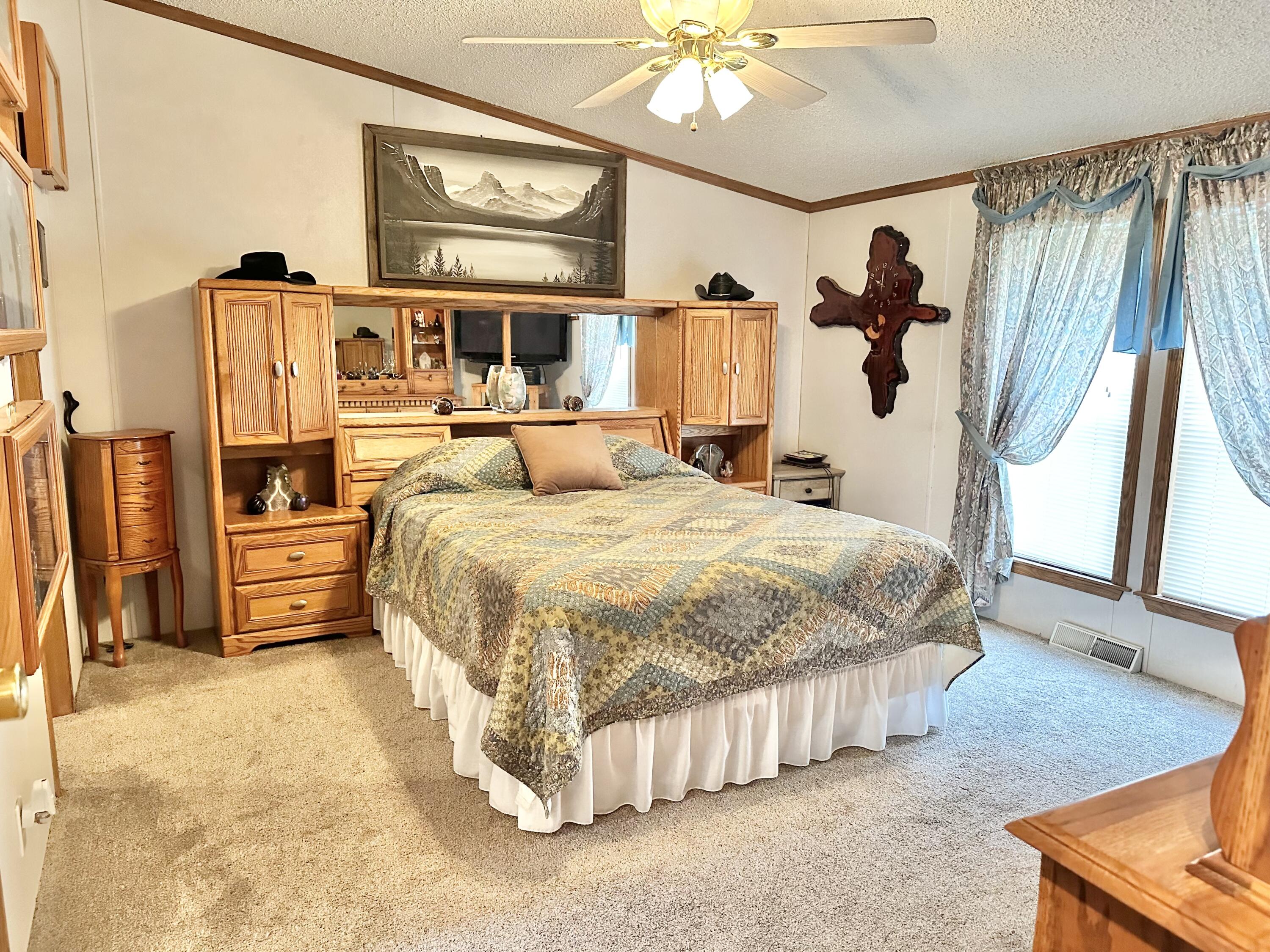 26482 Sherwood Lane Property Photo 16