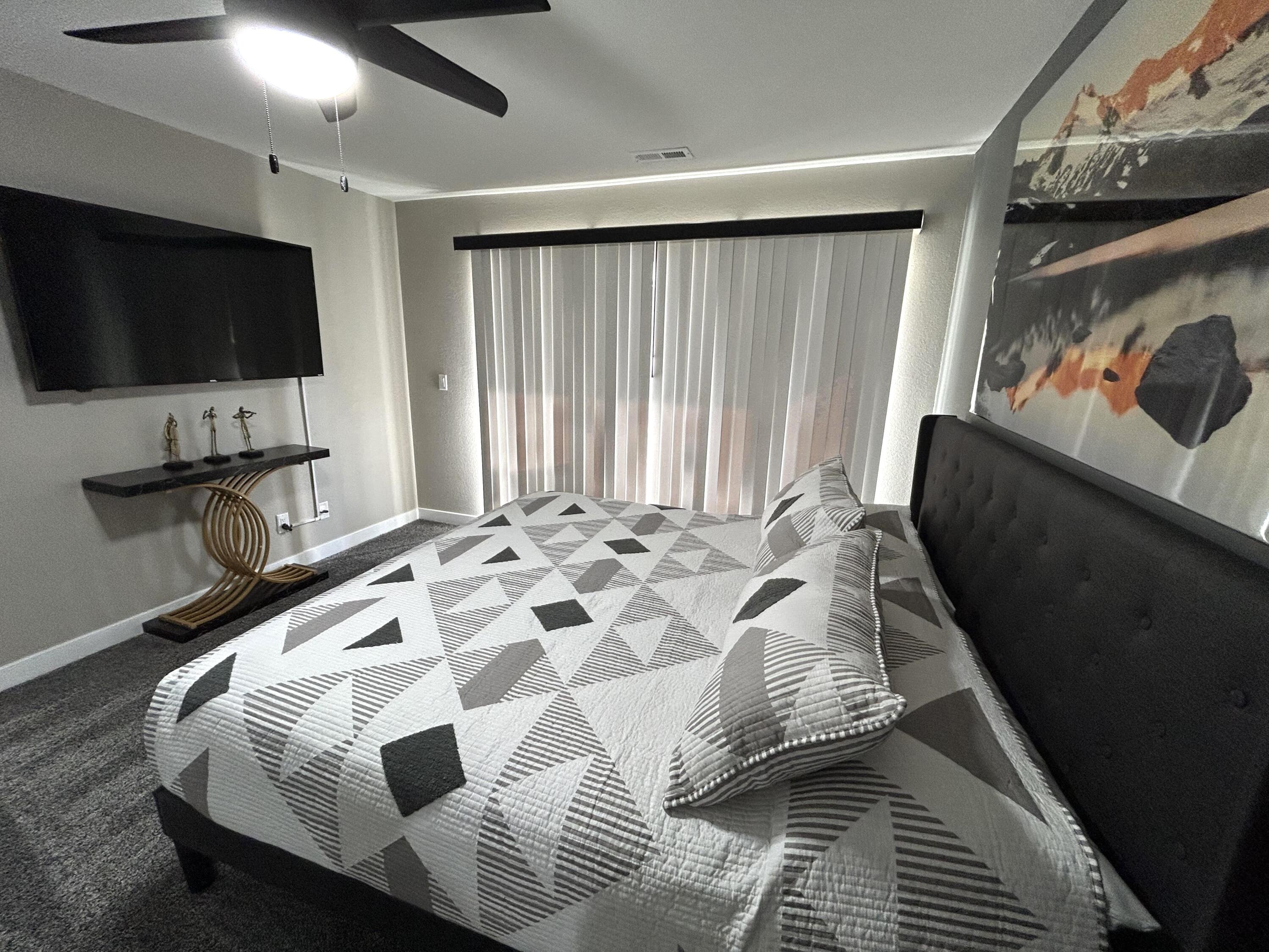 200 Meadow Ridge Lane Property Photo 4