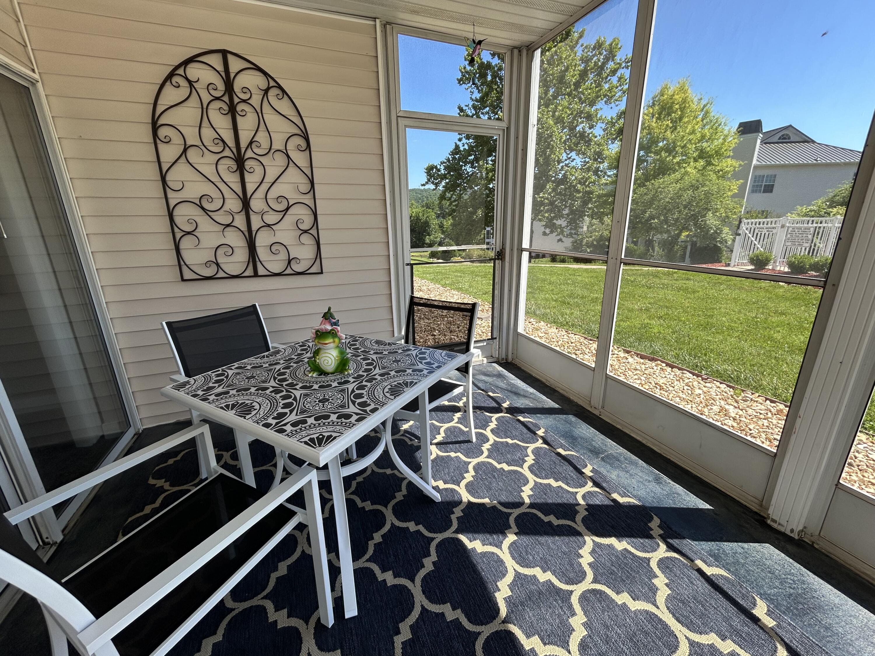 200 Meadow Ridge Lane Property Photo 13