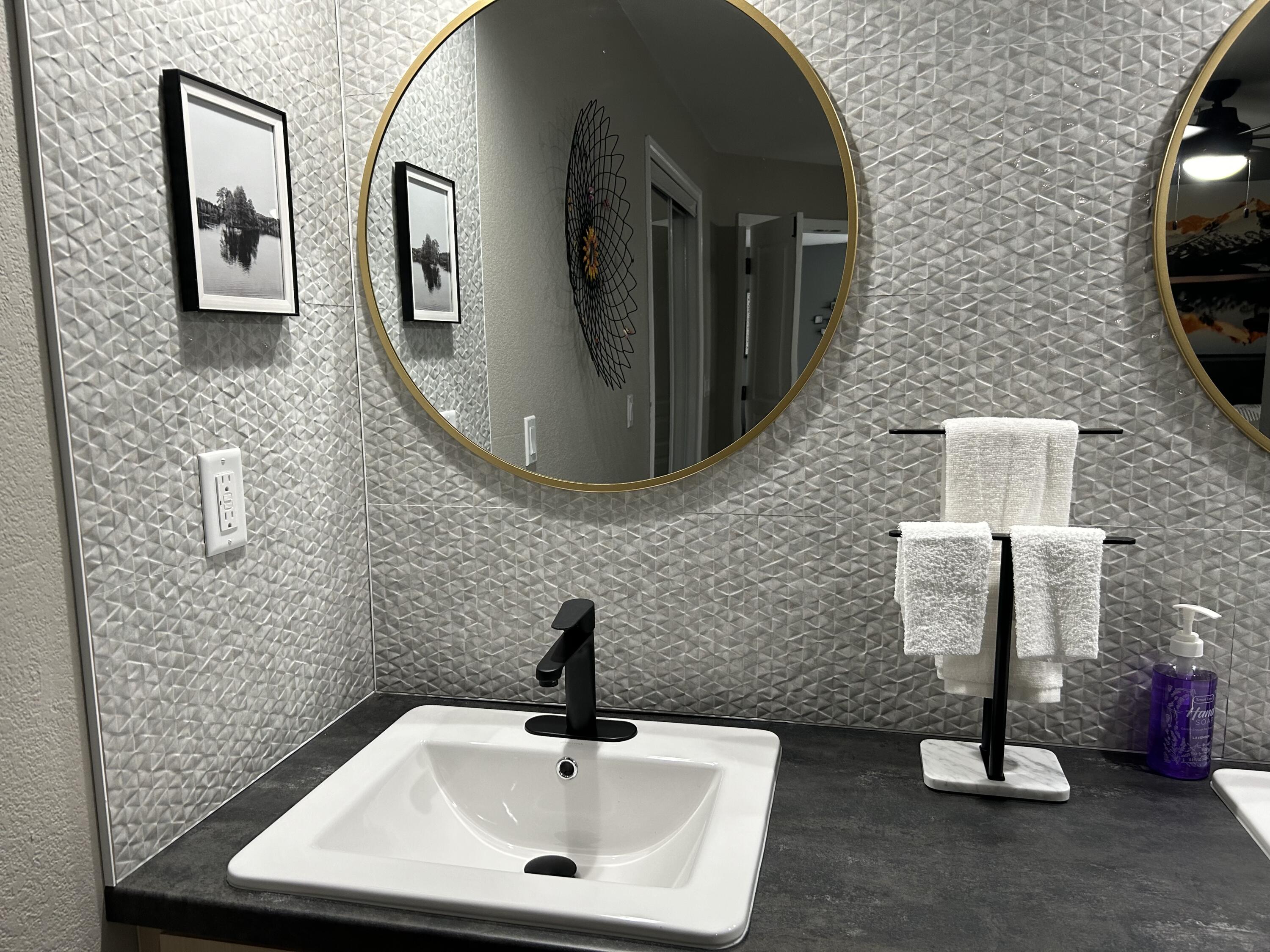 200 Meadow Ridge Lane Property Photo 18