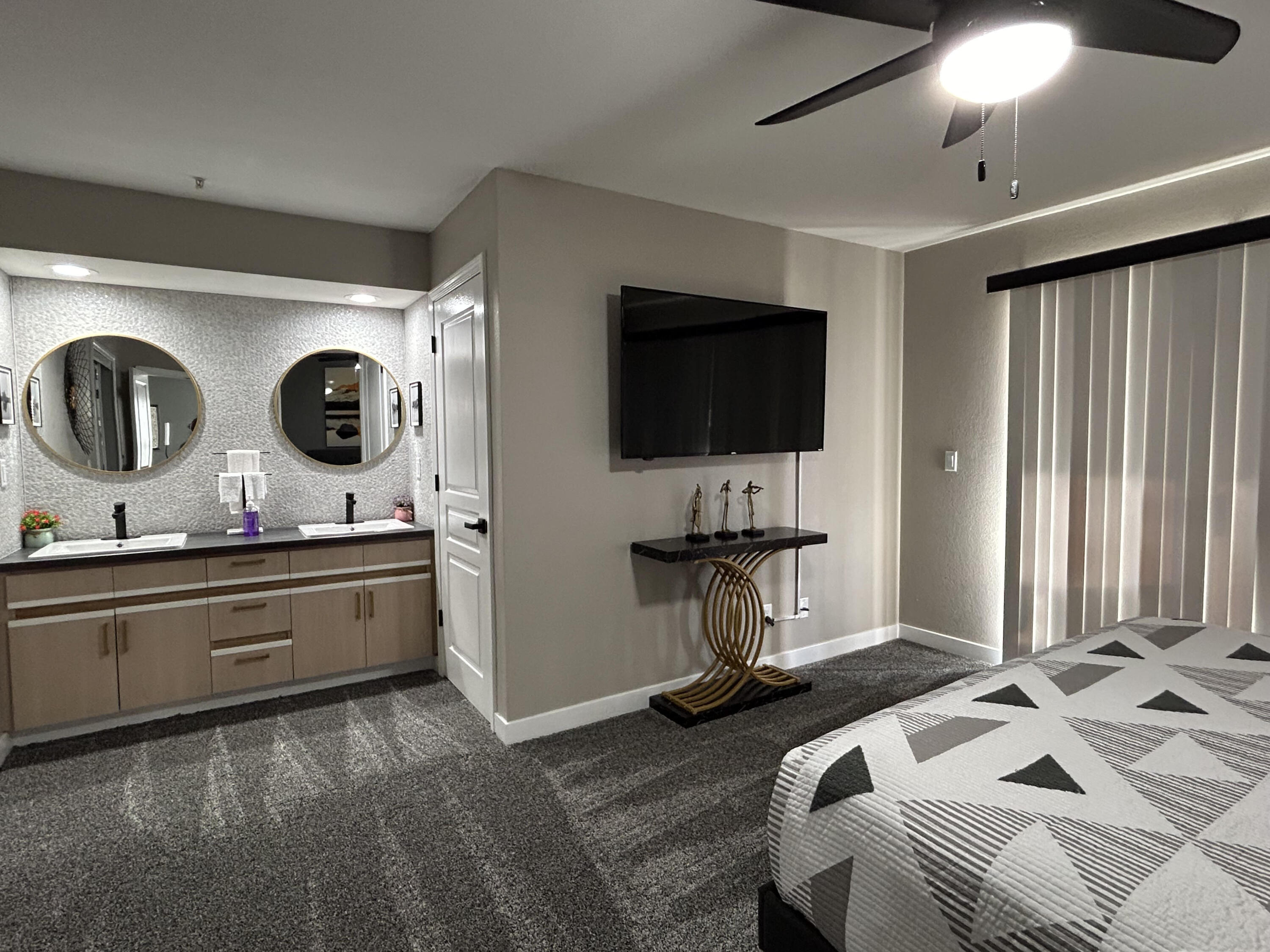 200 Meadow Ridge Lane Property Photo 25