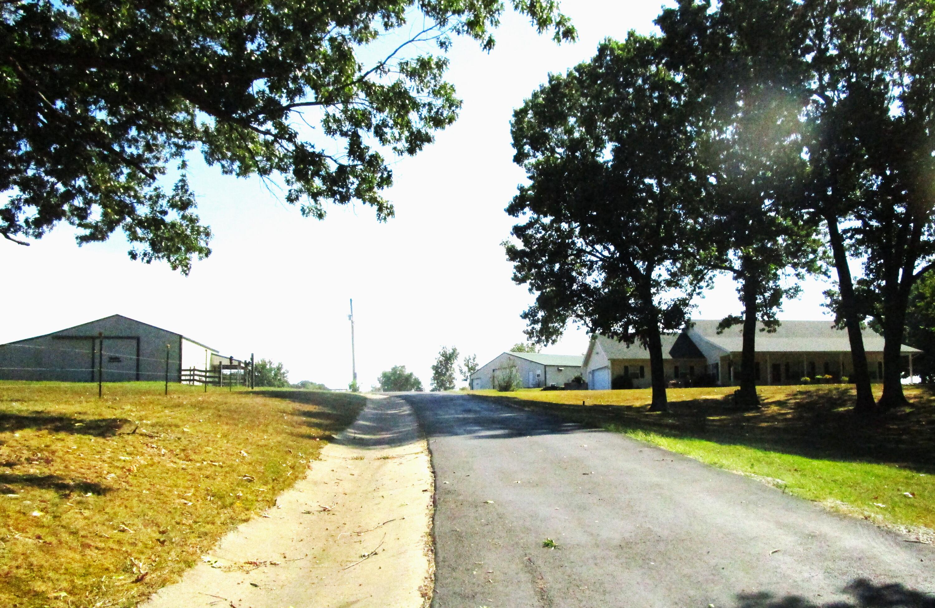 16427 Farm Road 2007 Property Photo 16
