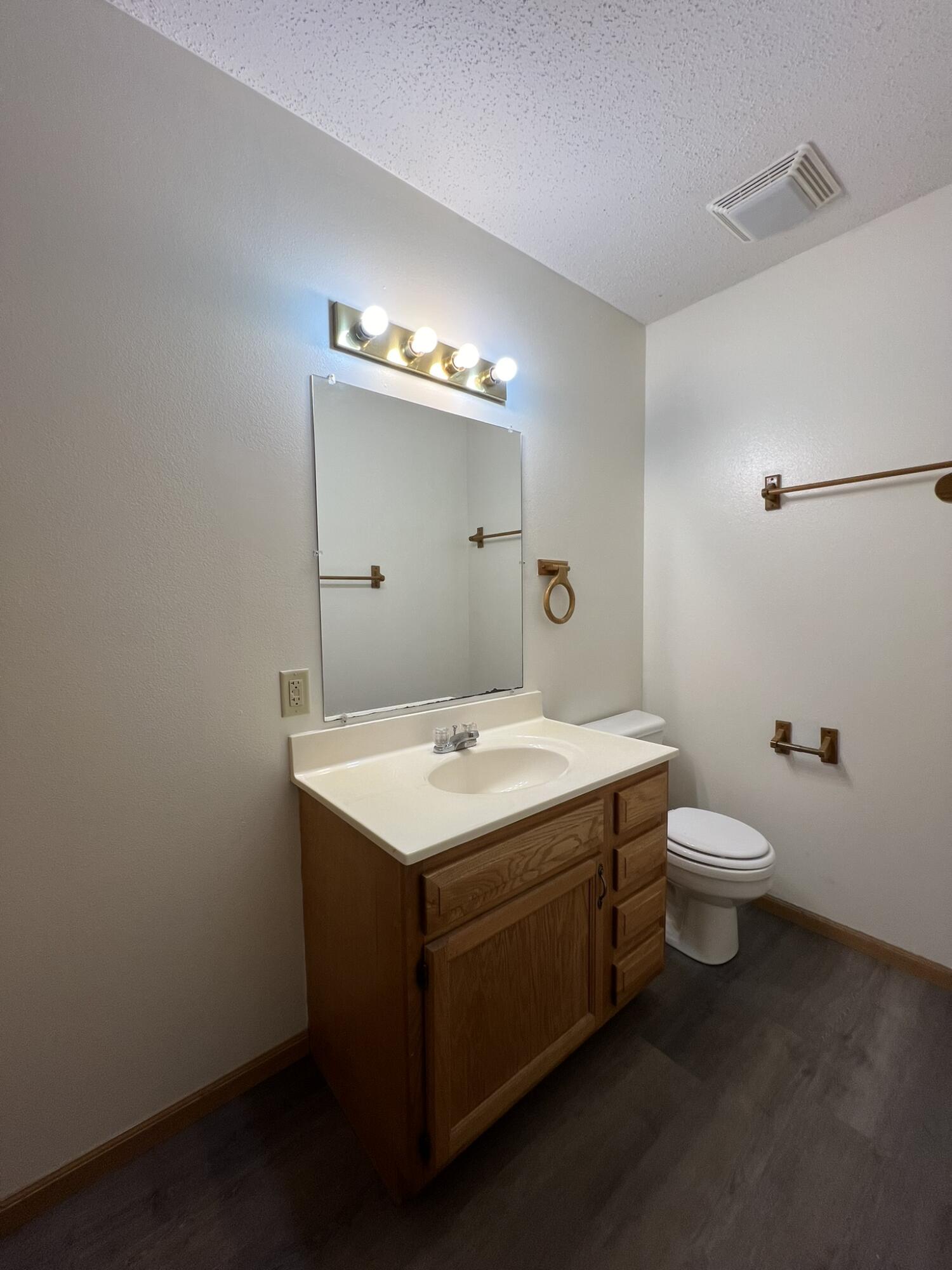 328 East 4th Street Property Photo 21
