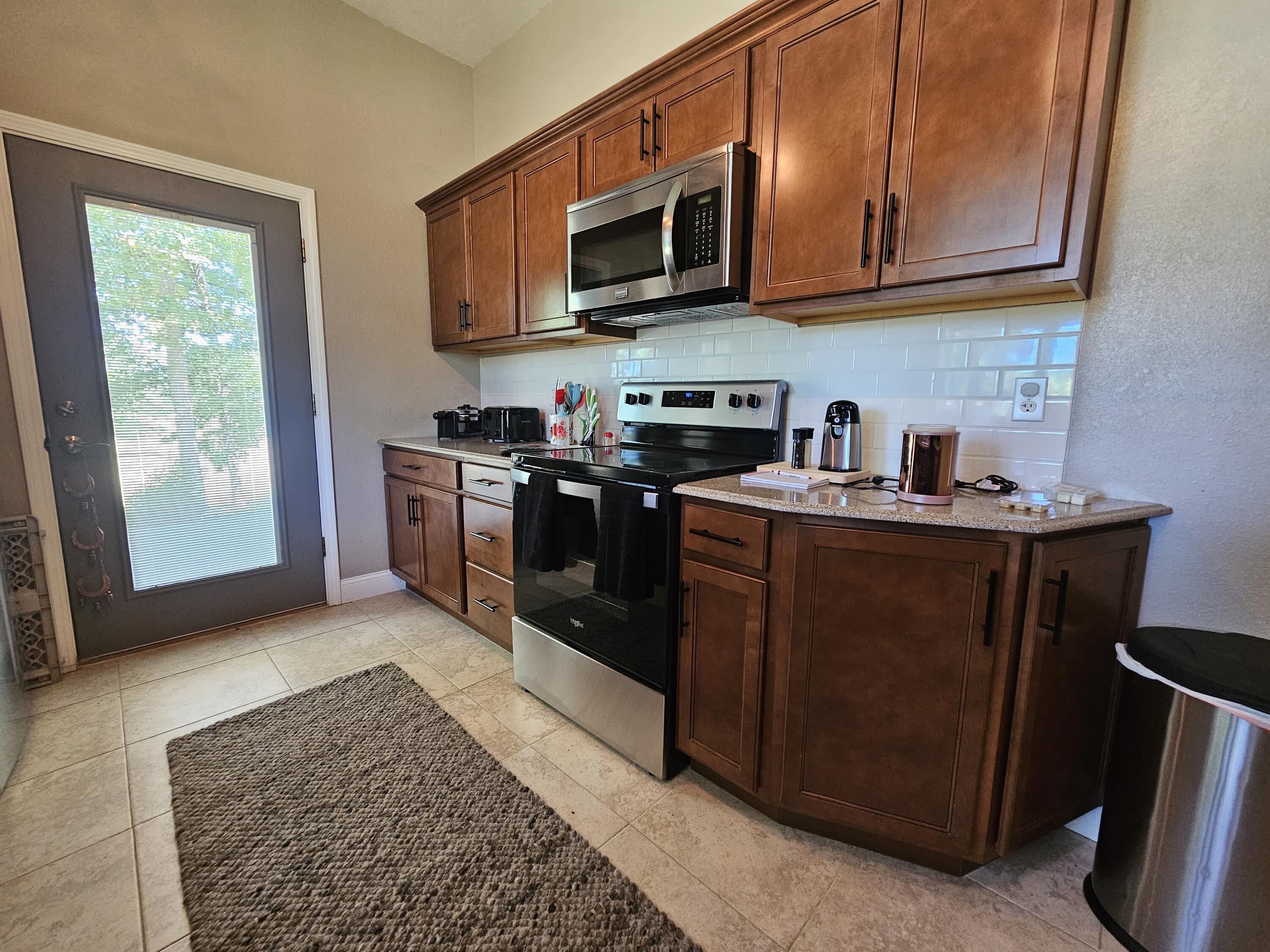 24319 Mo-142 Property Photo 12