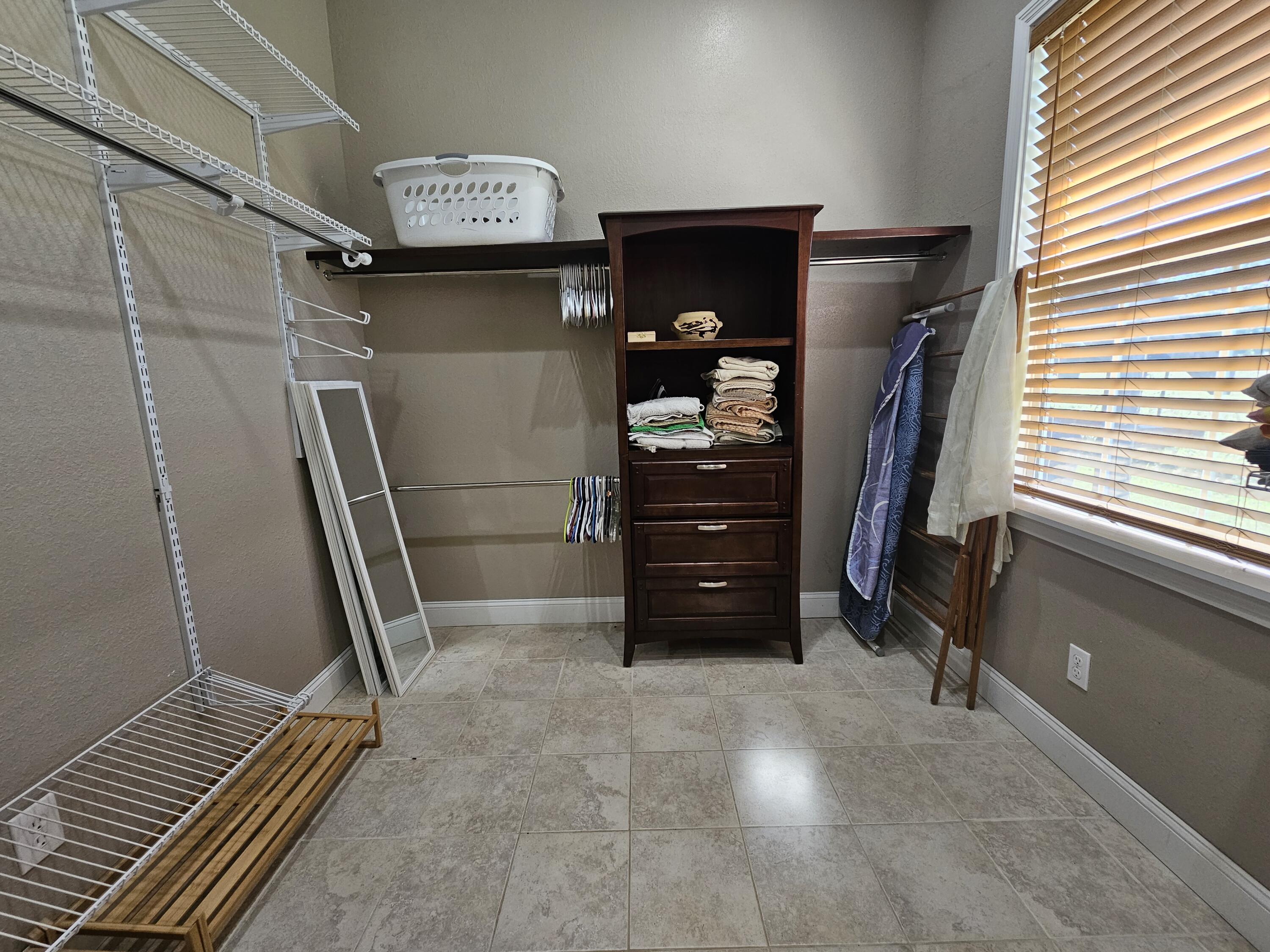 24319 Mo-142 Property Photo 18