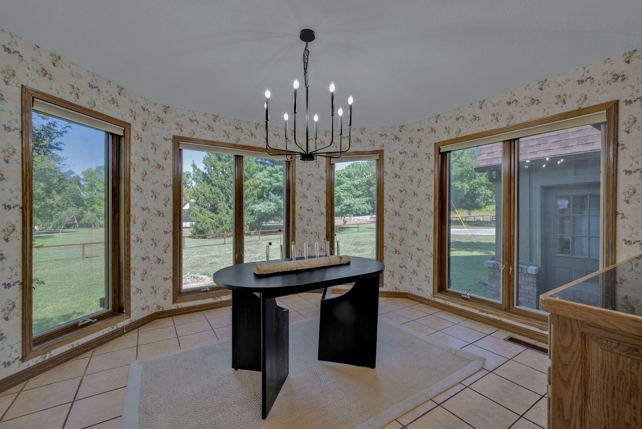 561 East Spring Street Property Photo 17