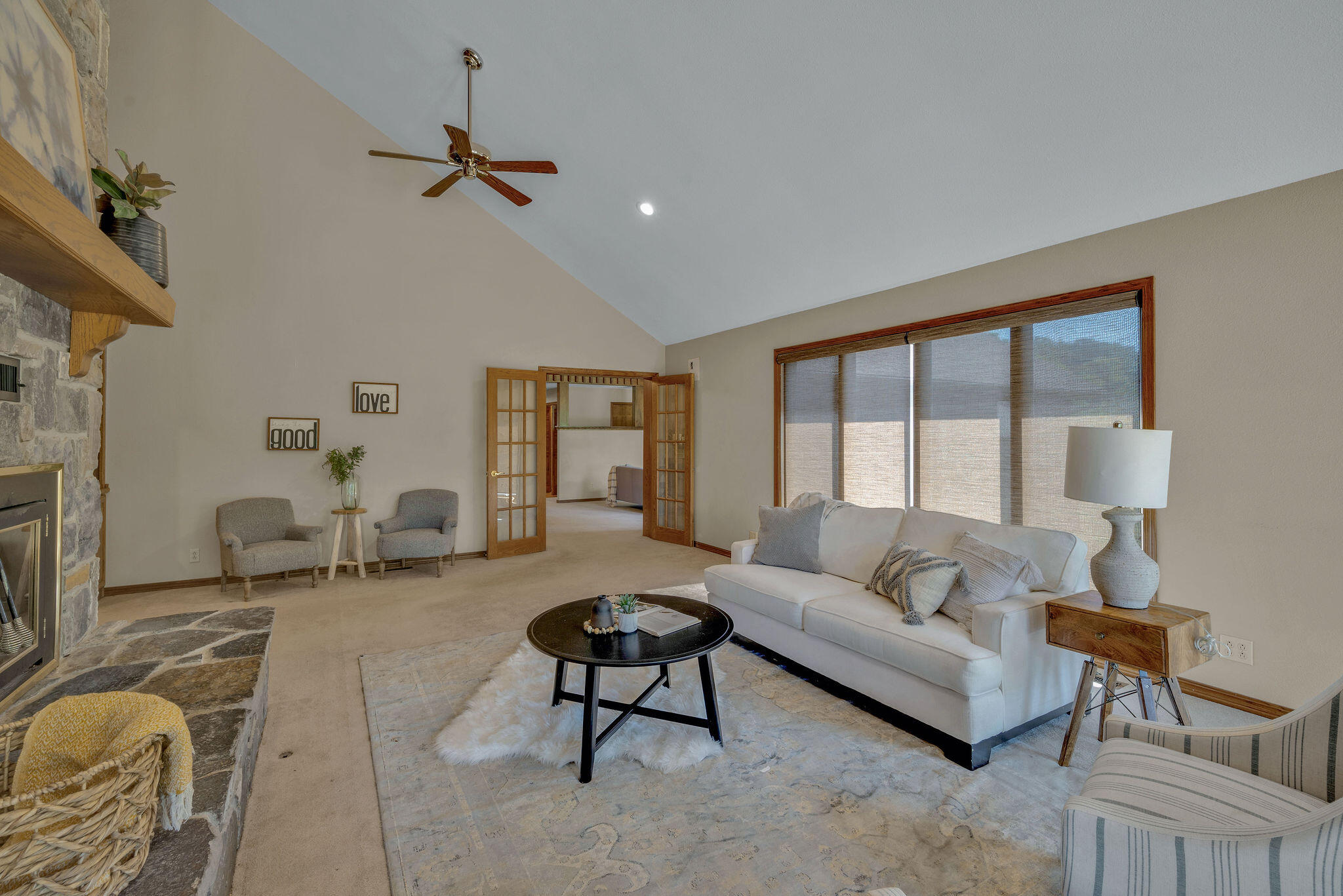 561 East Spring Street Property Photo 19