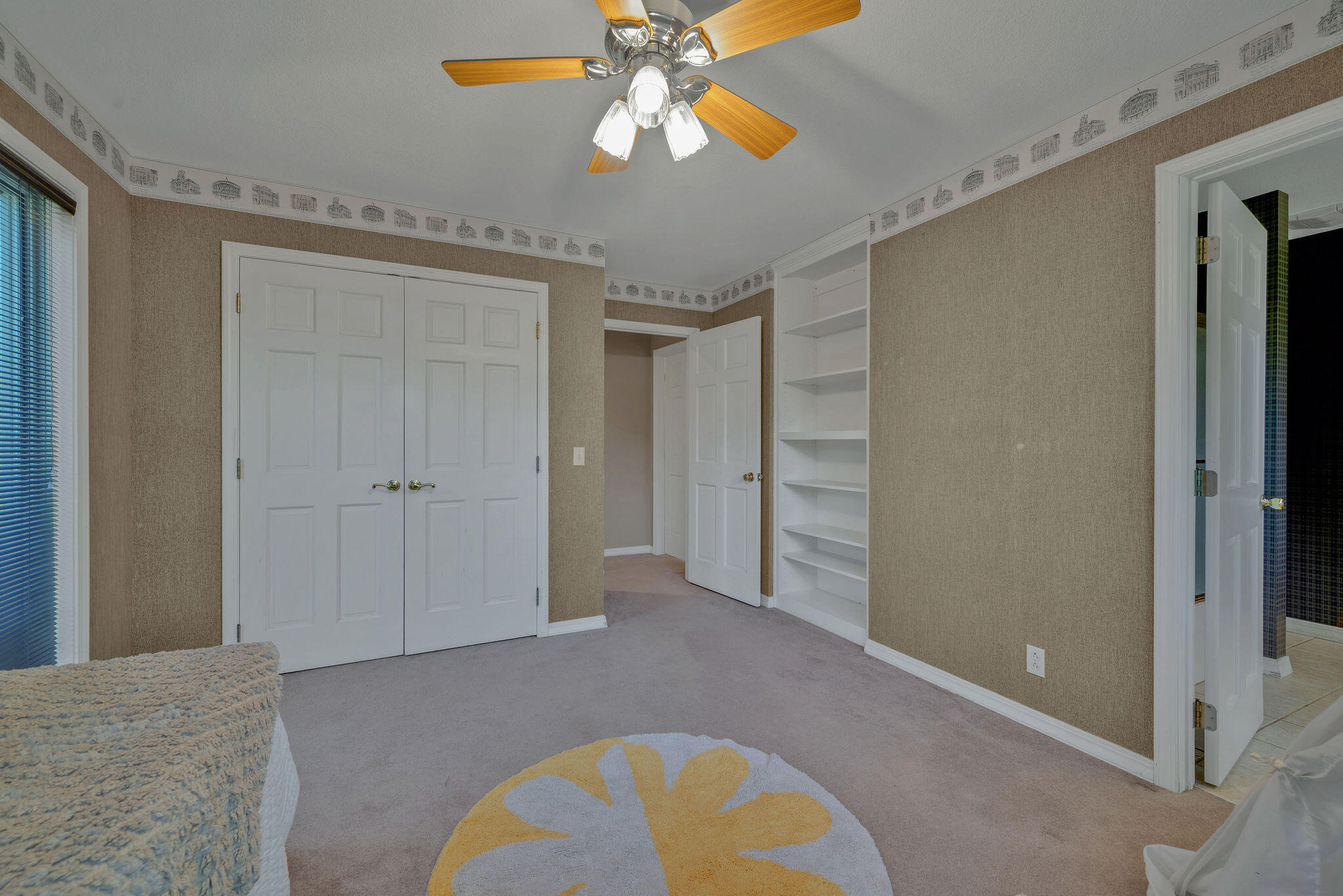 561 East Spring Street Property Photo 24