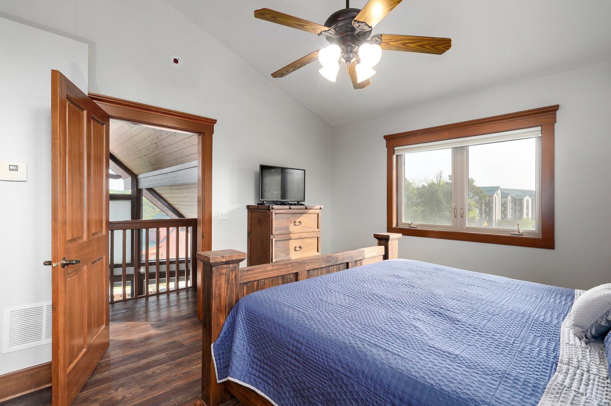 41 Western Red Cedar Street Property Photo 22