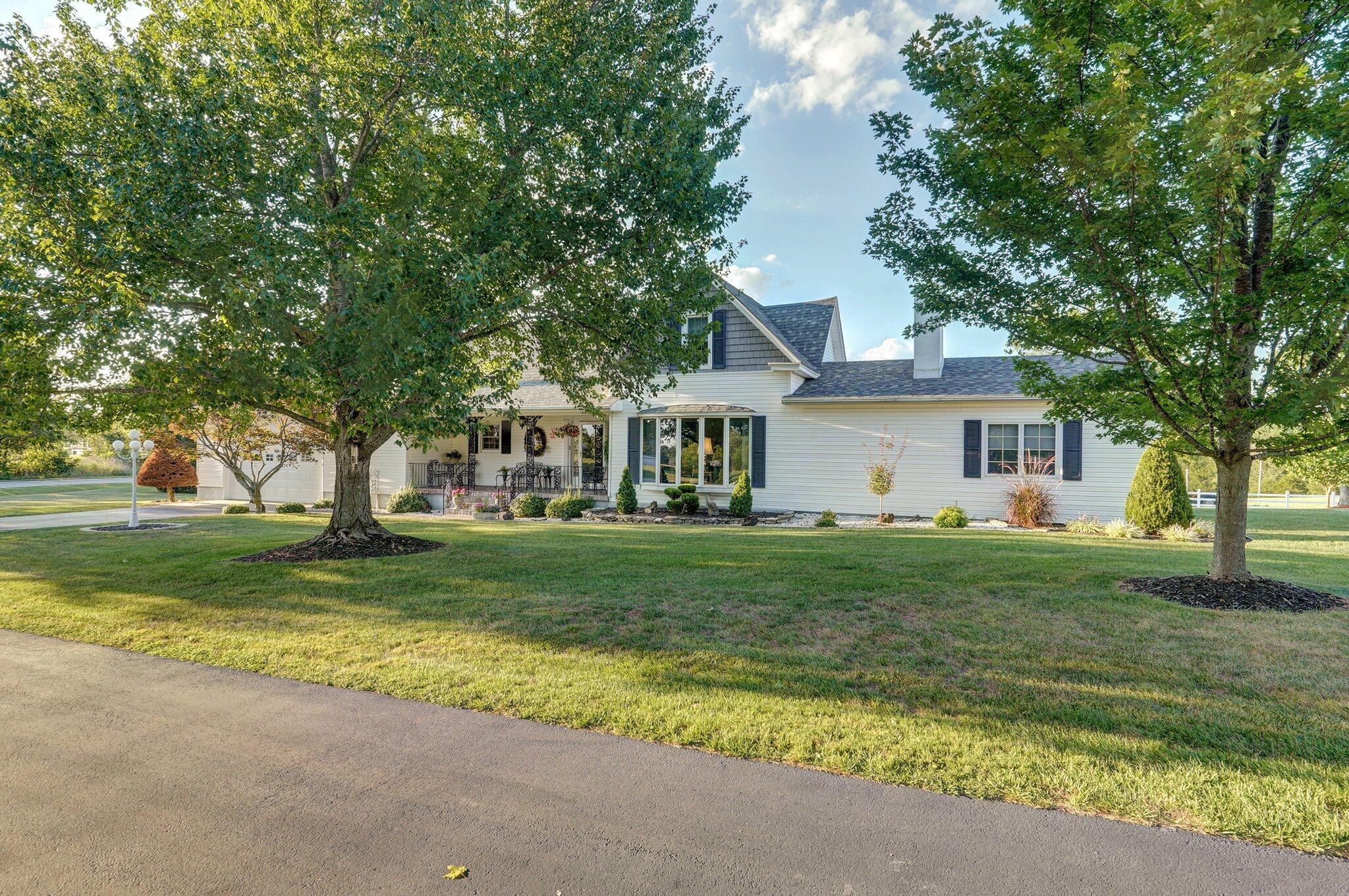 1568 Glossip Avenue Property Photo 1