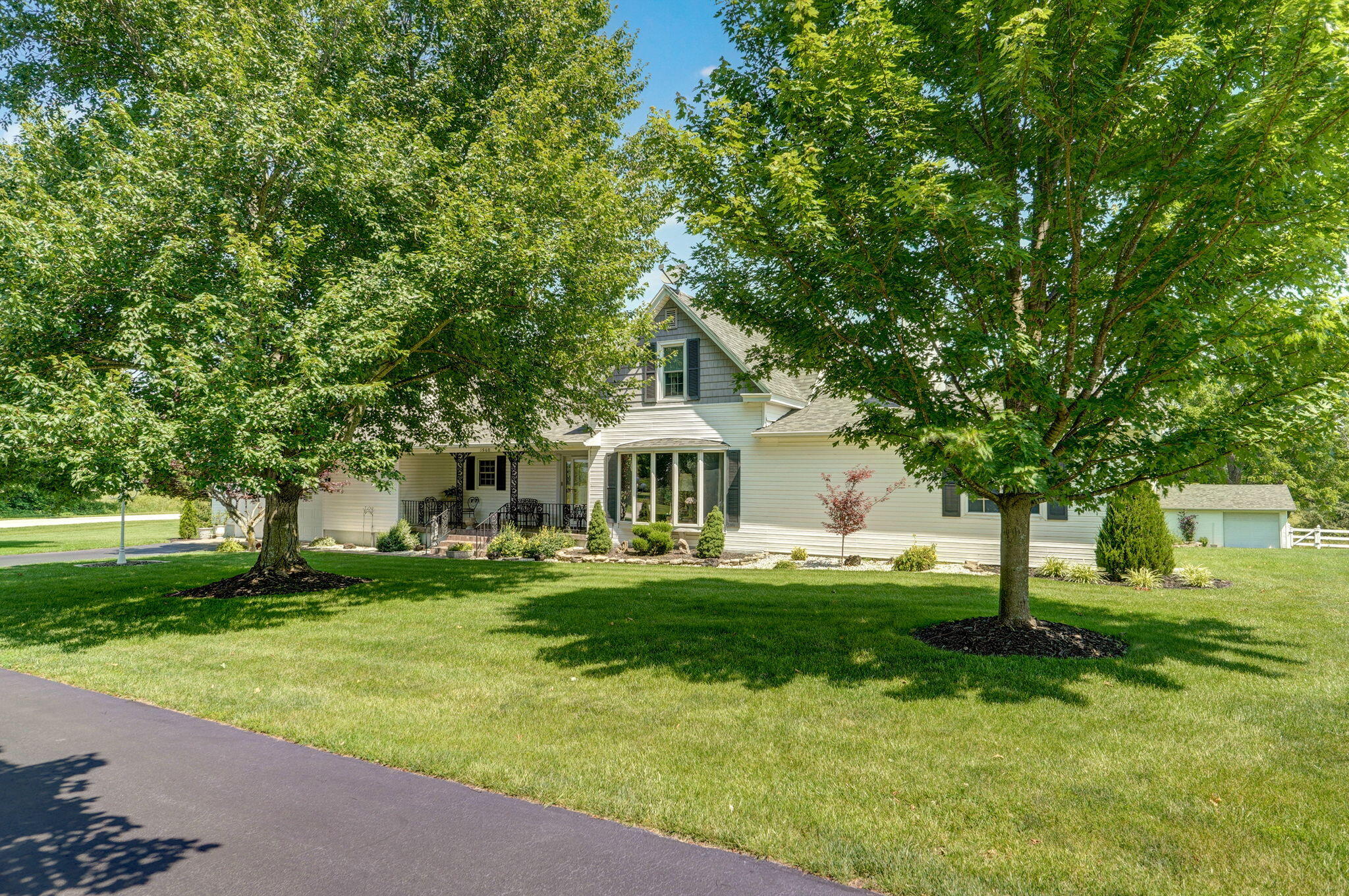 1568 Glossip Avenue Property Photo 1