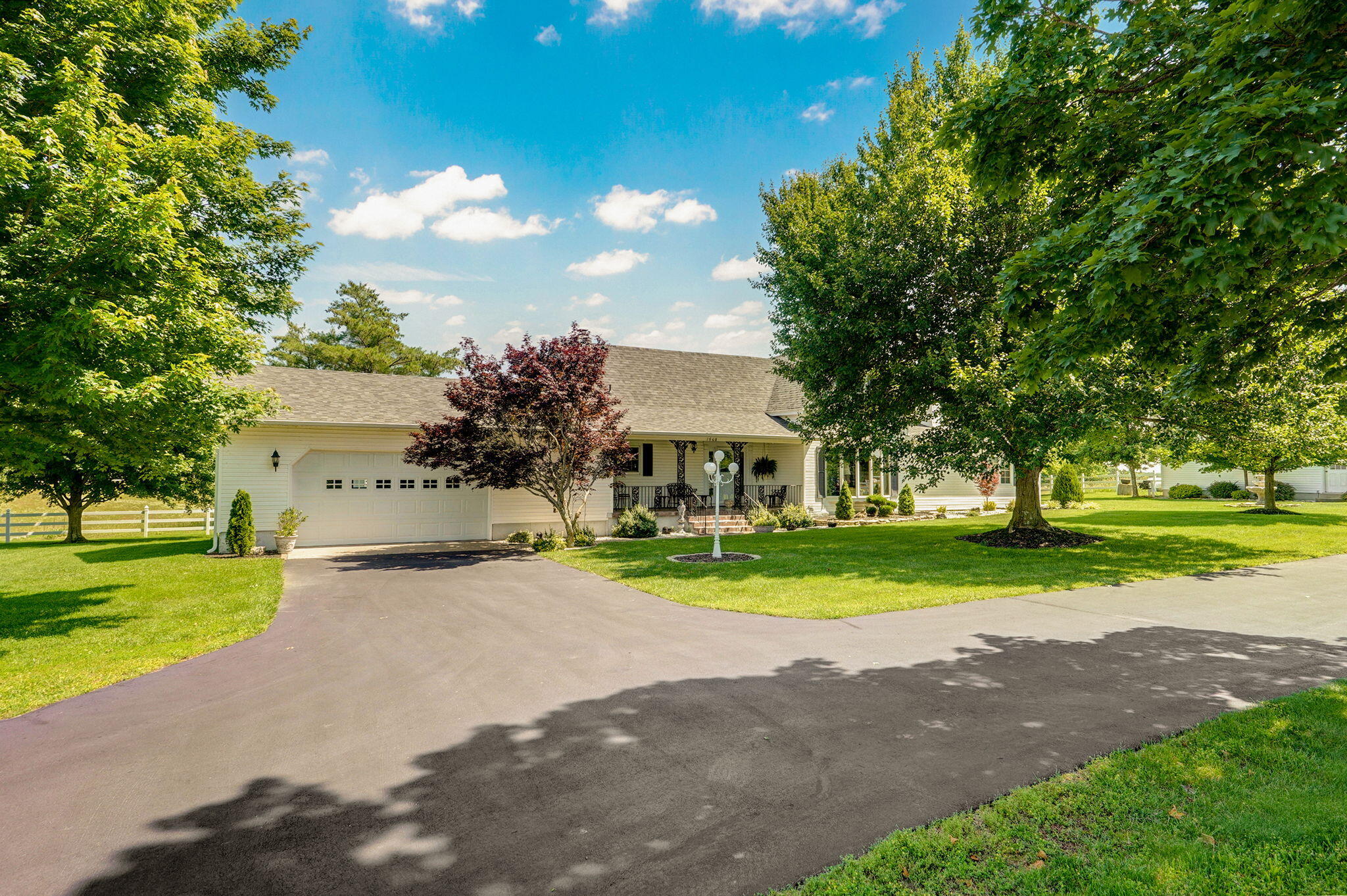 1568 Glossip Avenue Property Photo 2