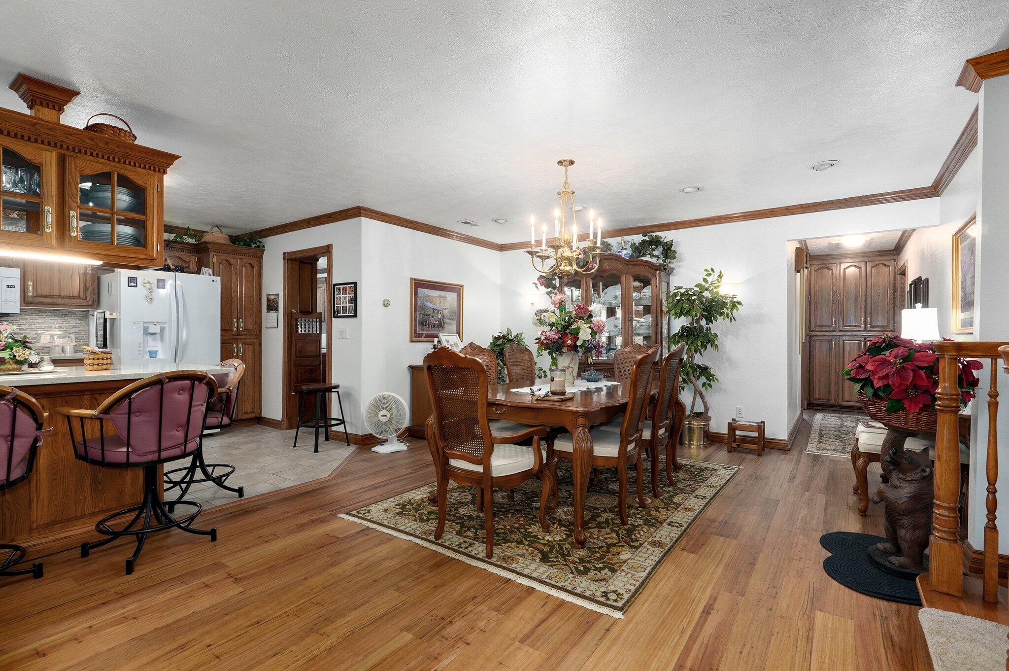1568 Glossip Avenue Property Photo 13