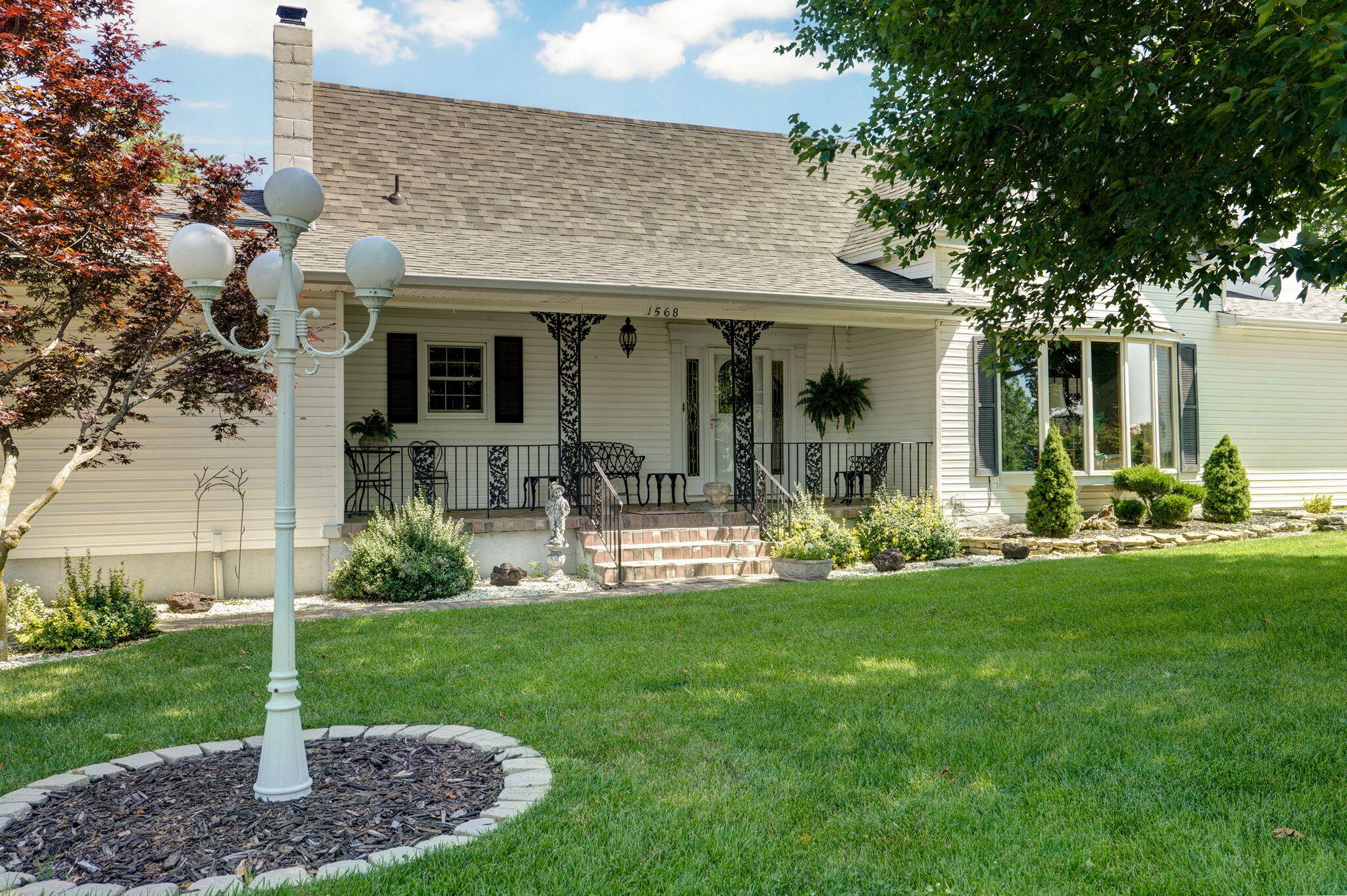 1568 Glossip Avenue Property Photo 13