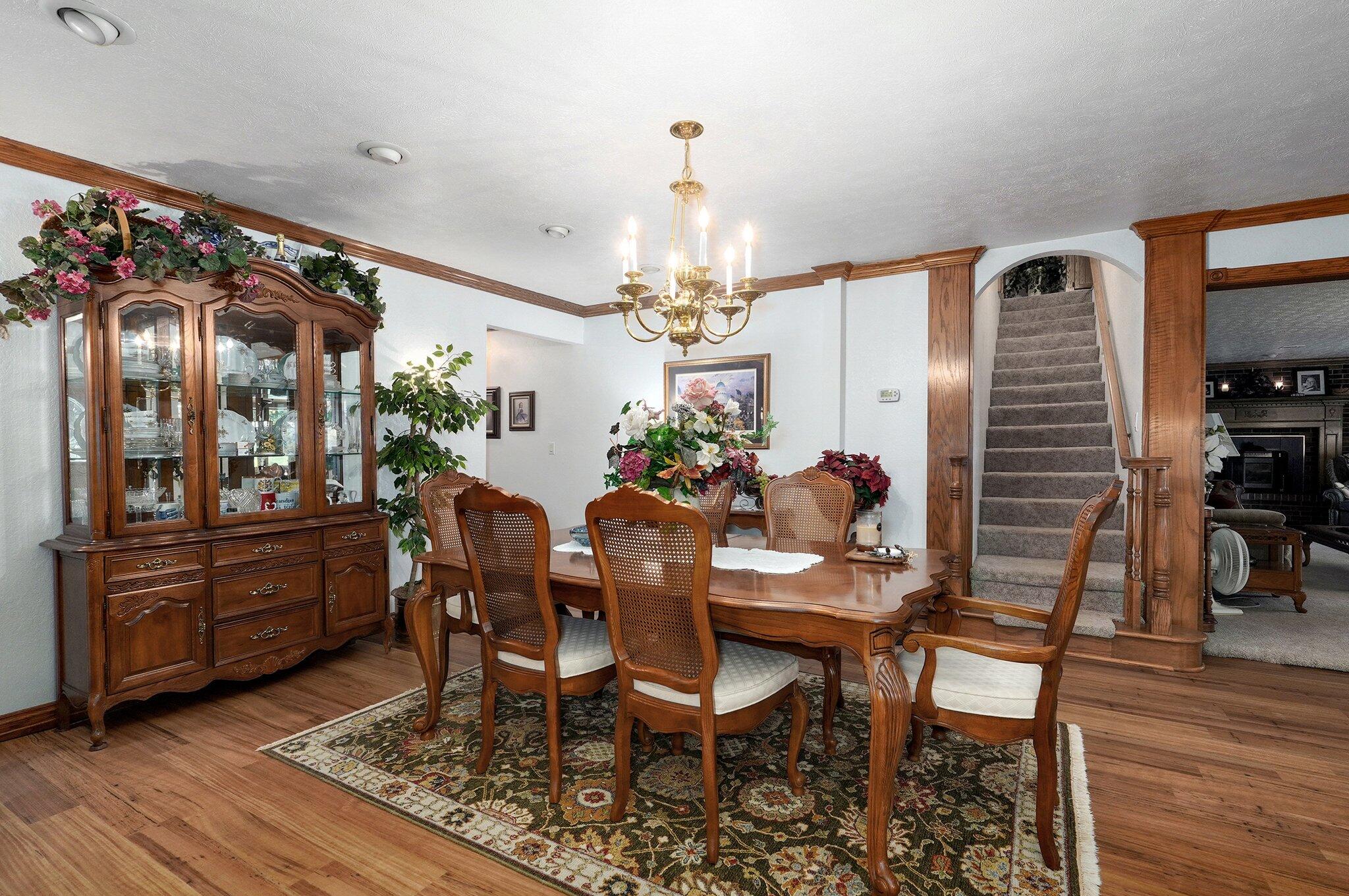 1568 Glossip Avenue Property Photo 14