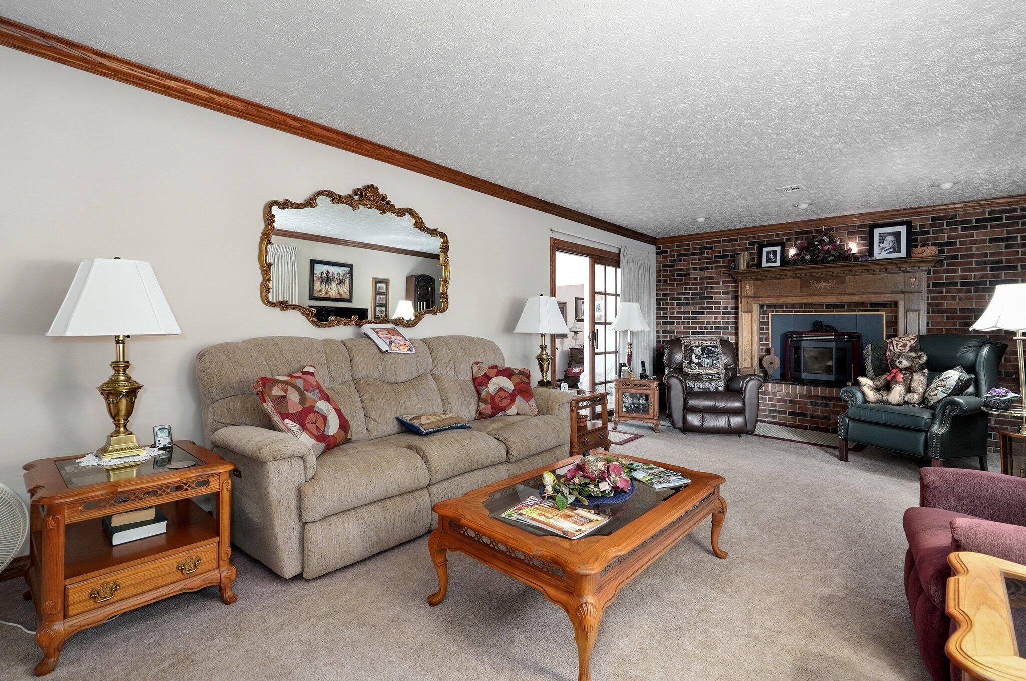 1568 Glossip Avenue Property Photo 18