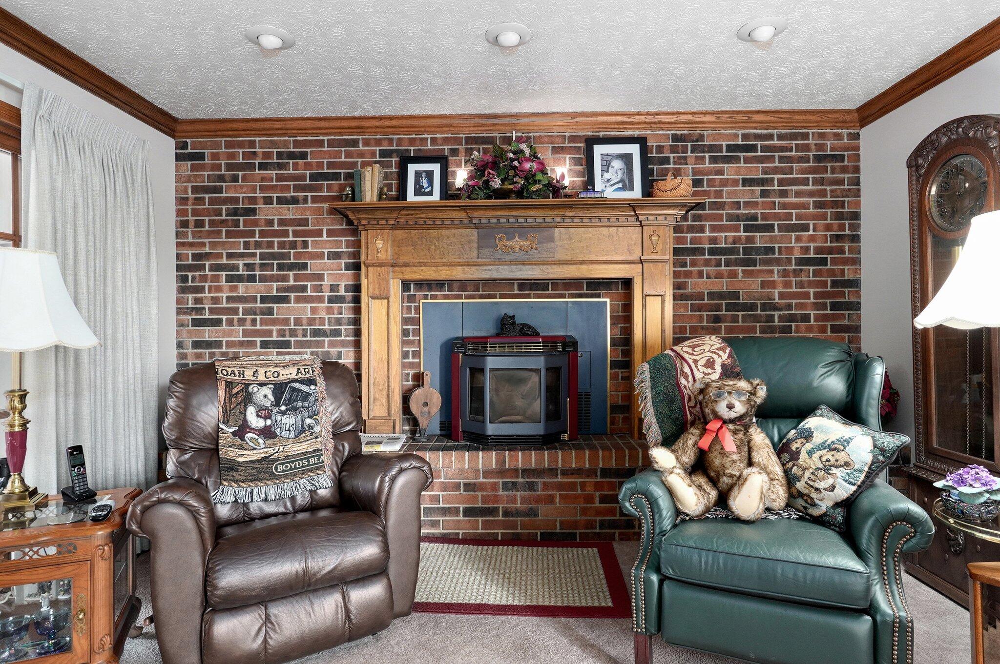 1568 Glossip Avenue Property Photo 19