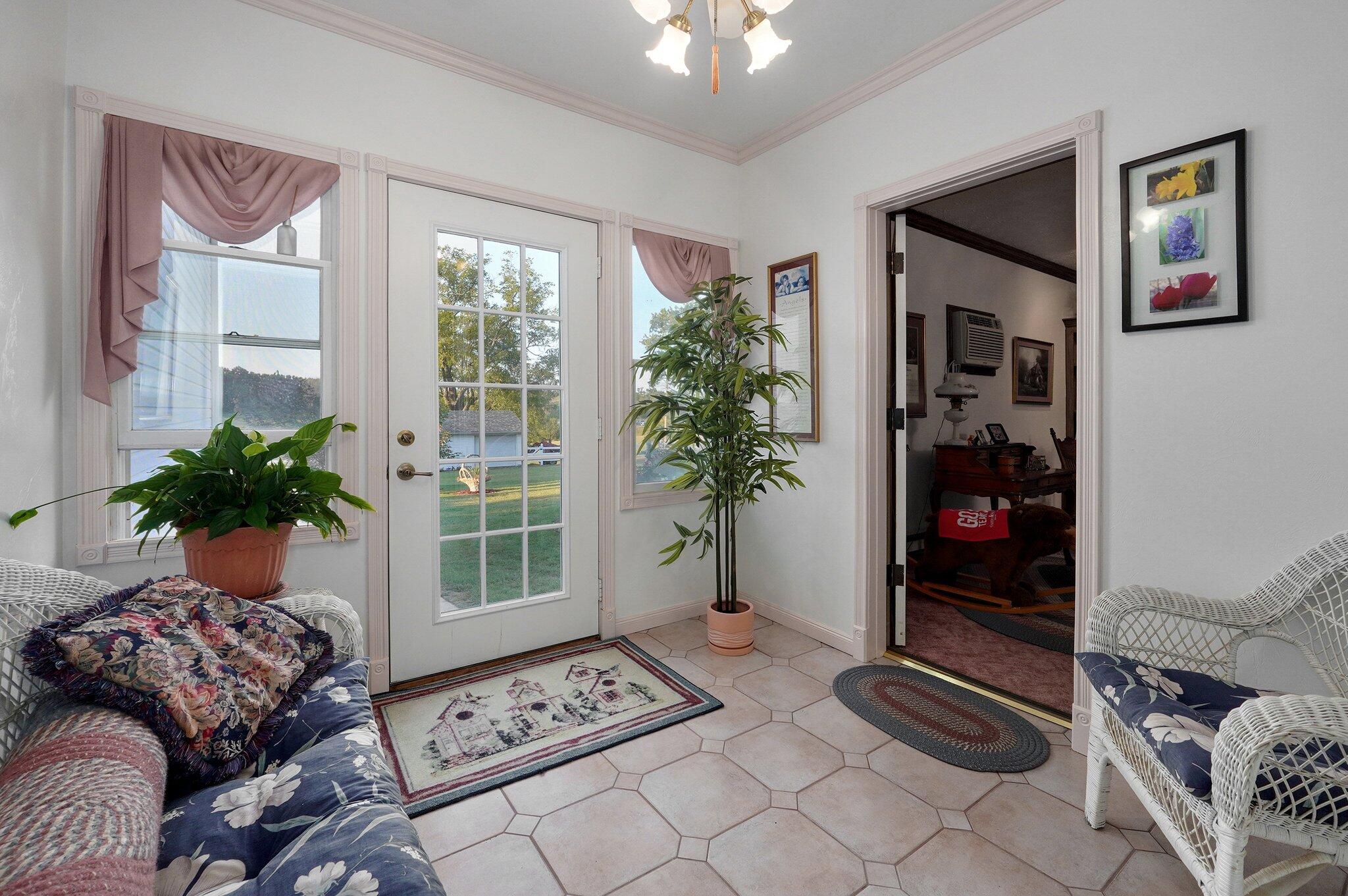 1568 Glossip Avenue Property Photo 21
