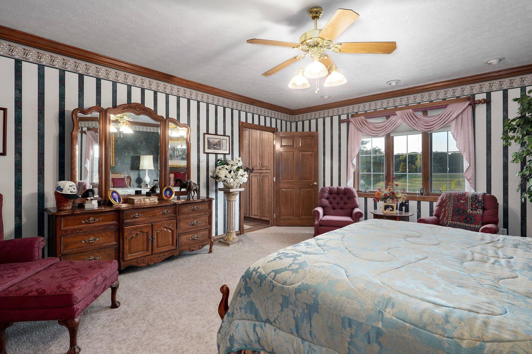 1568 Glossip Avenue Property Photo 25