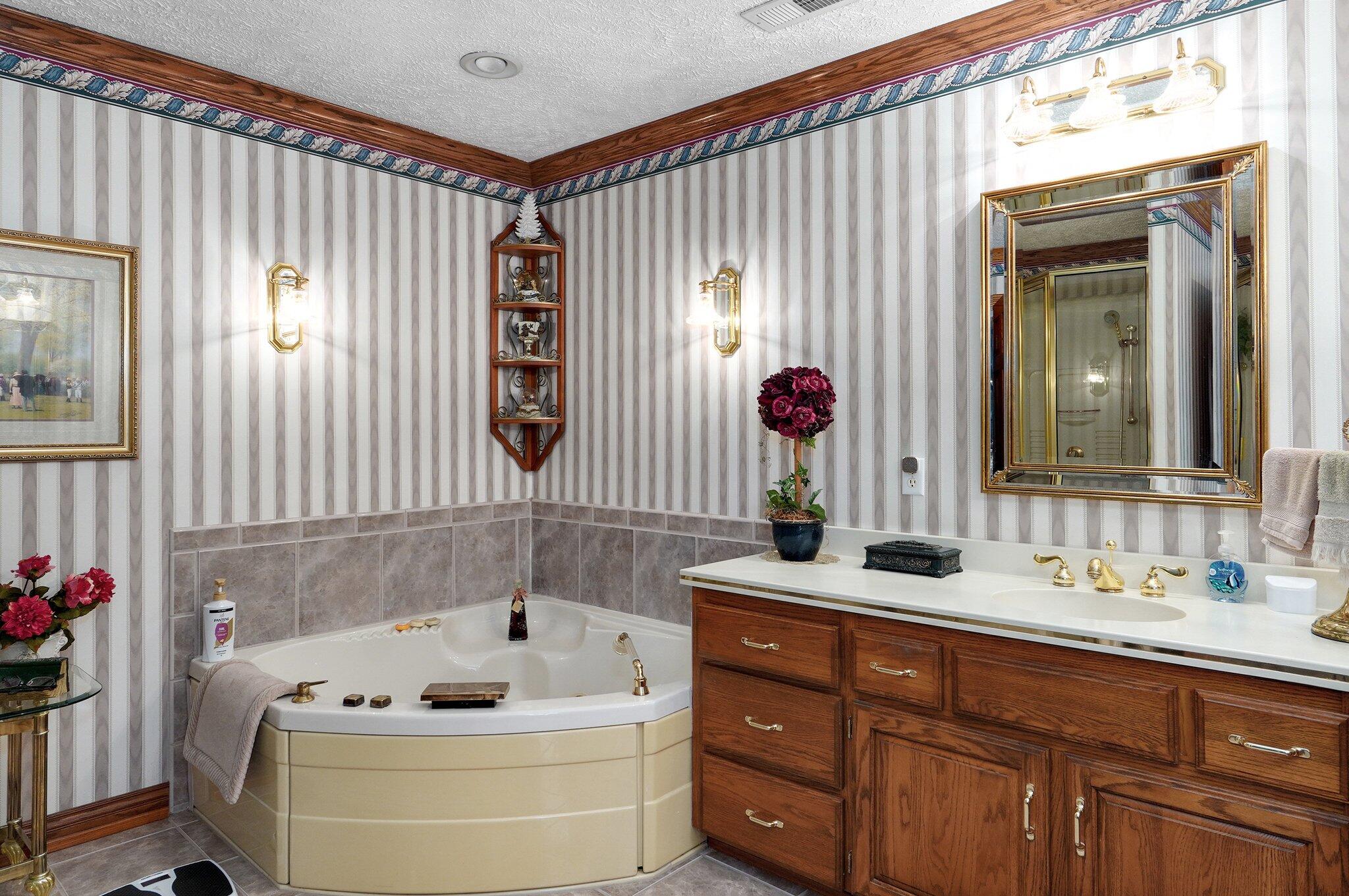 1568 Glossip Avenue Property Photo 26
