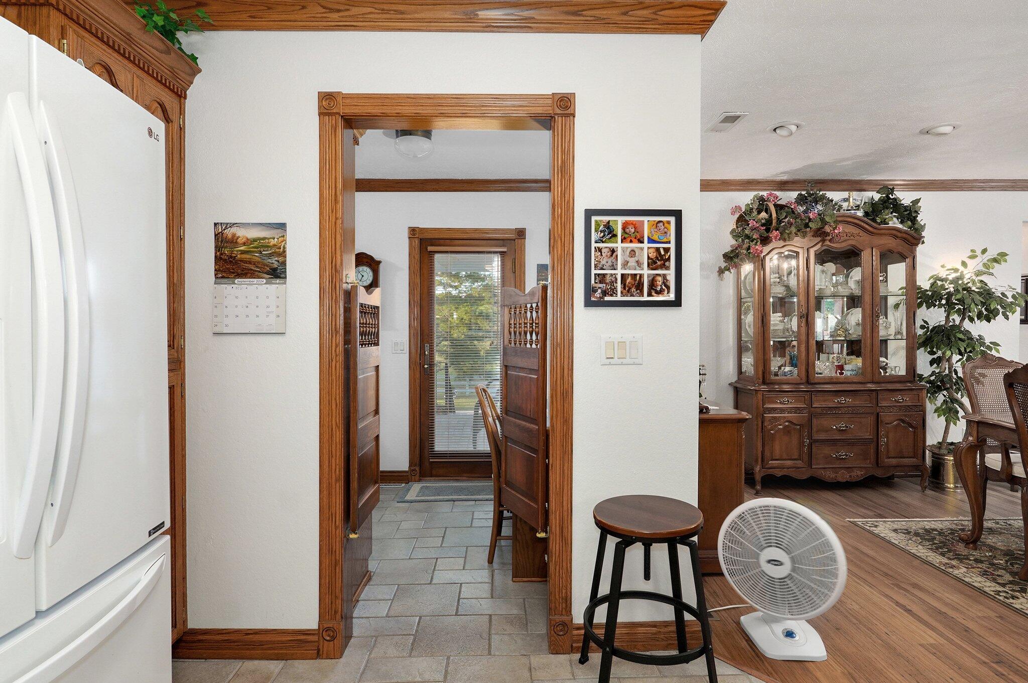 1568 Glossip Avenue Property Photo 34